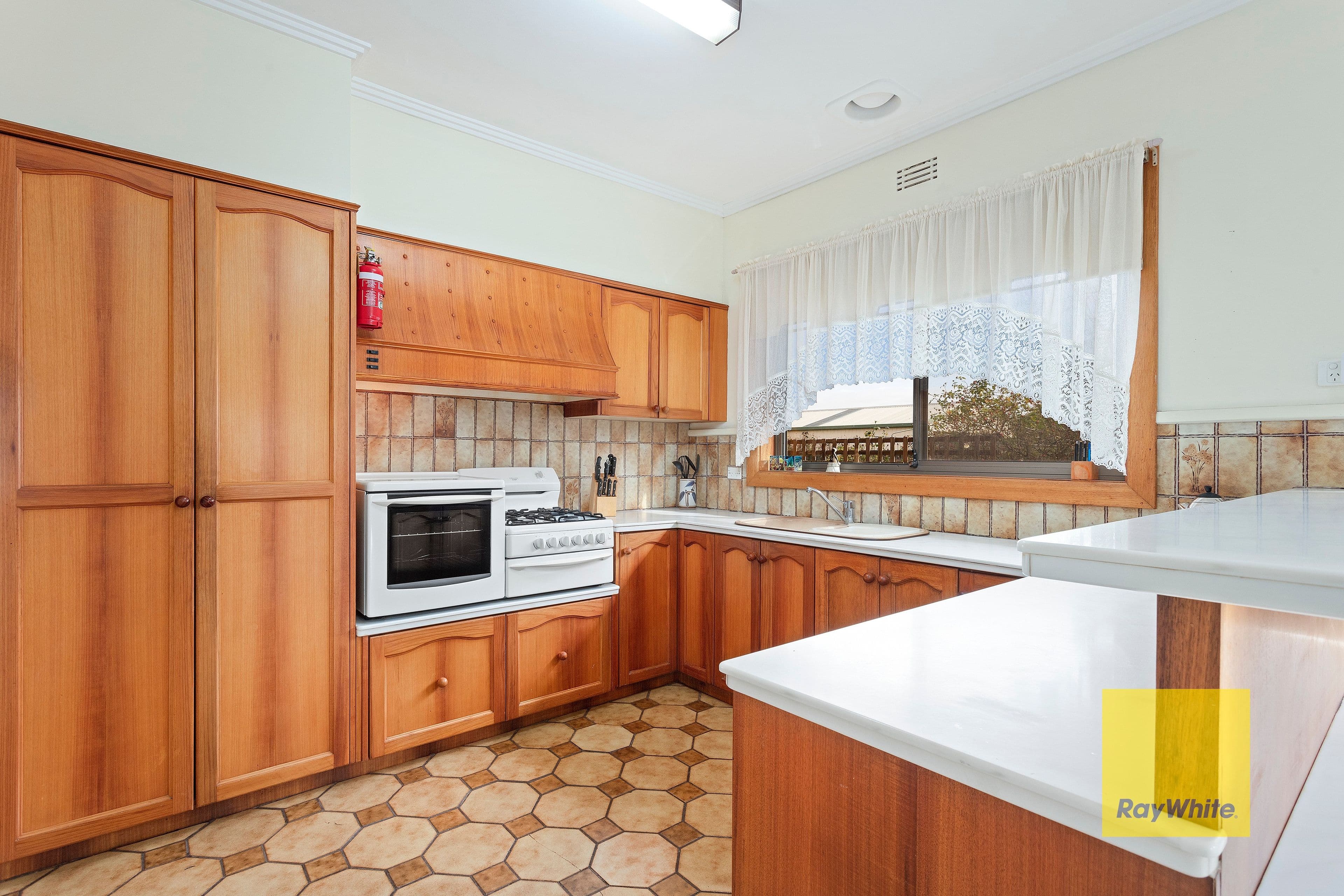 21 Ashbourne Street, Herne Hill VIC 3218, Herne Hill - Thumbnail 3