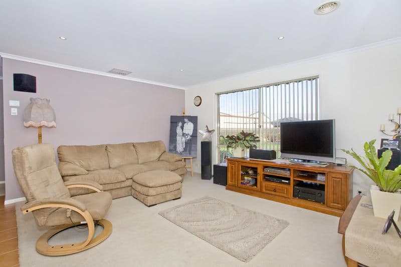 5 Ingrid Place, Lara VIC 3212, Lara - Thumbnail 2
