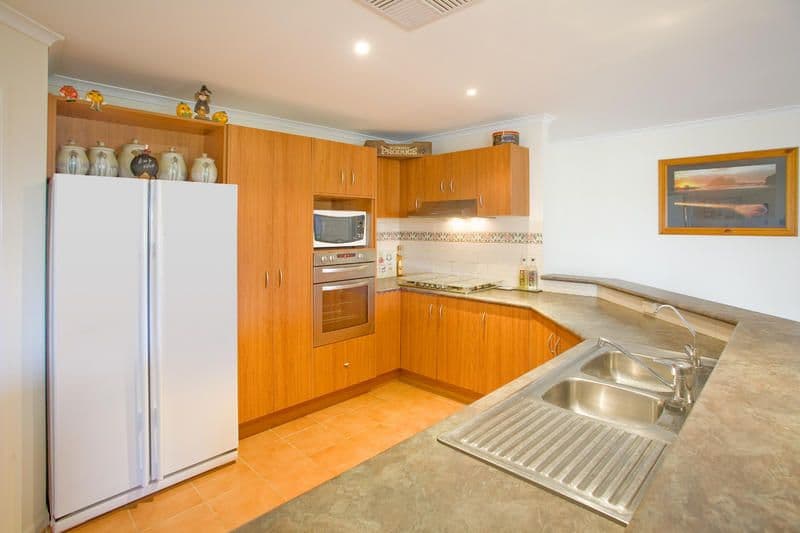 5 Ingrid Place, Lara VIC 3212, Lara - Thumbnail 3