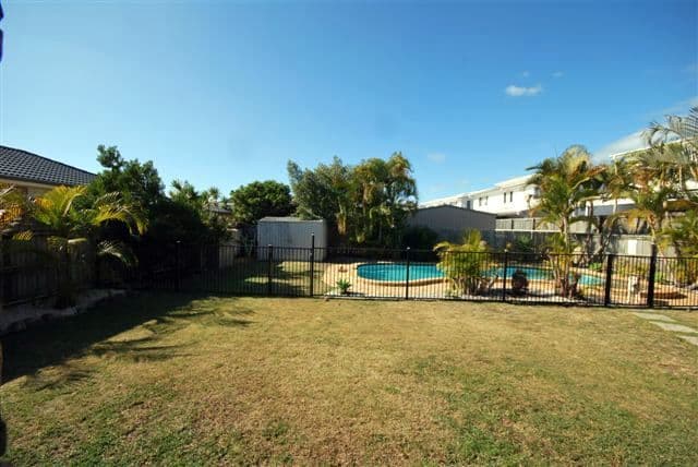 4 Yerrecoin Place, BURLEIGH WATERS QLD 4220, Burleigh Waters - Image 1