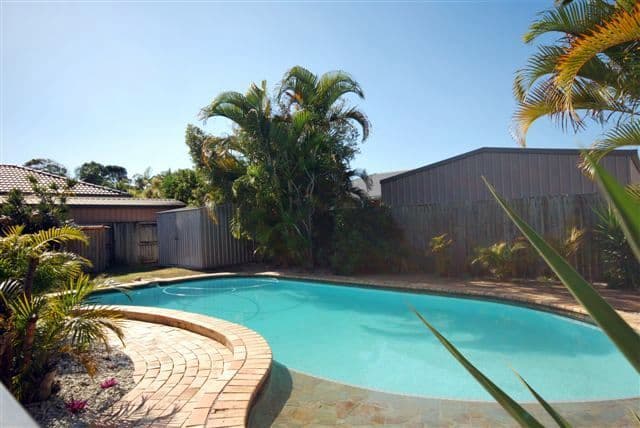 4 Yerrecoin Place, BURLEIGH WATERS QLD 4220, Burleigh Waters - Thumbnail 2