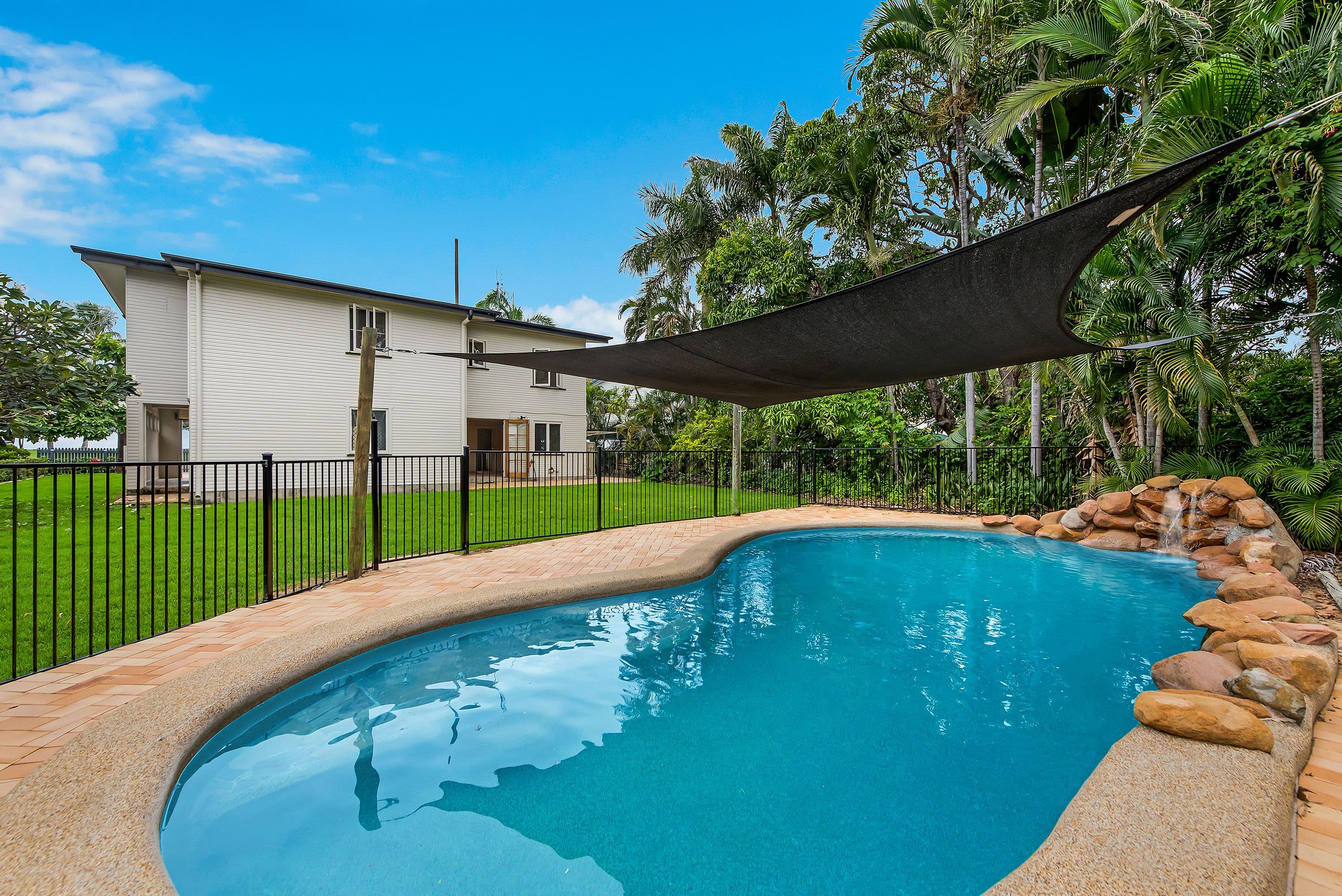 22 Palm Street, Rowes Bay QLD 4810, Rowes Bay - Thumbnail 5