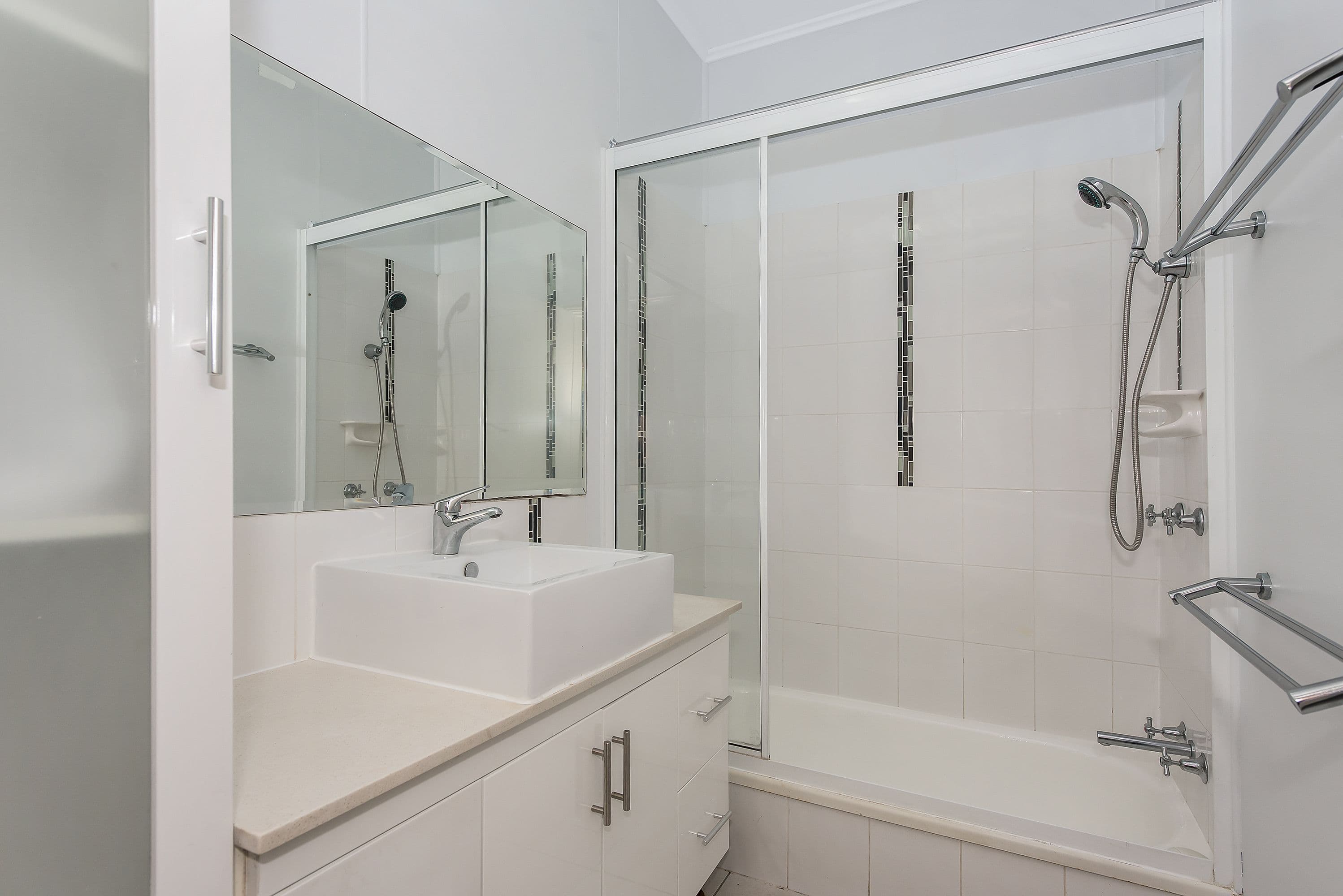 22 Palm Street, Rowes Bay QLD 4810, Rowes Bay - Thumbnail 6
