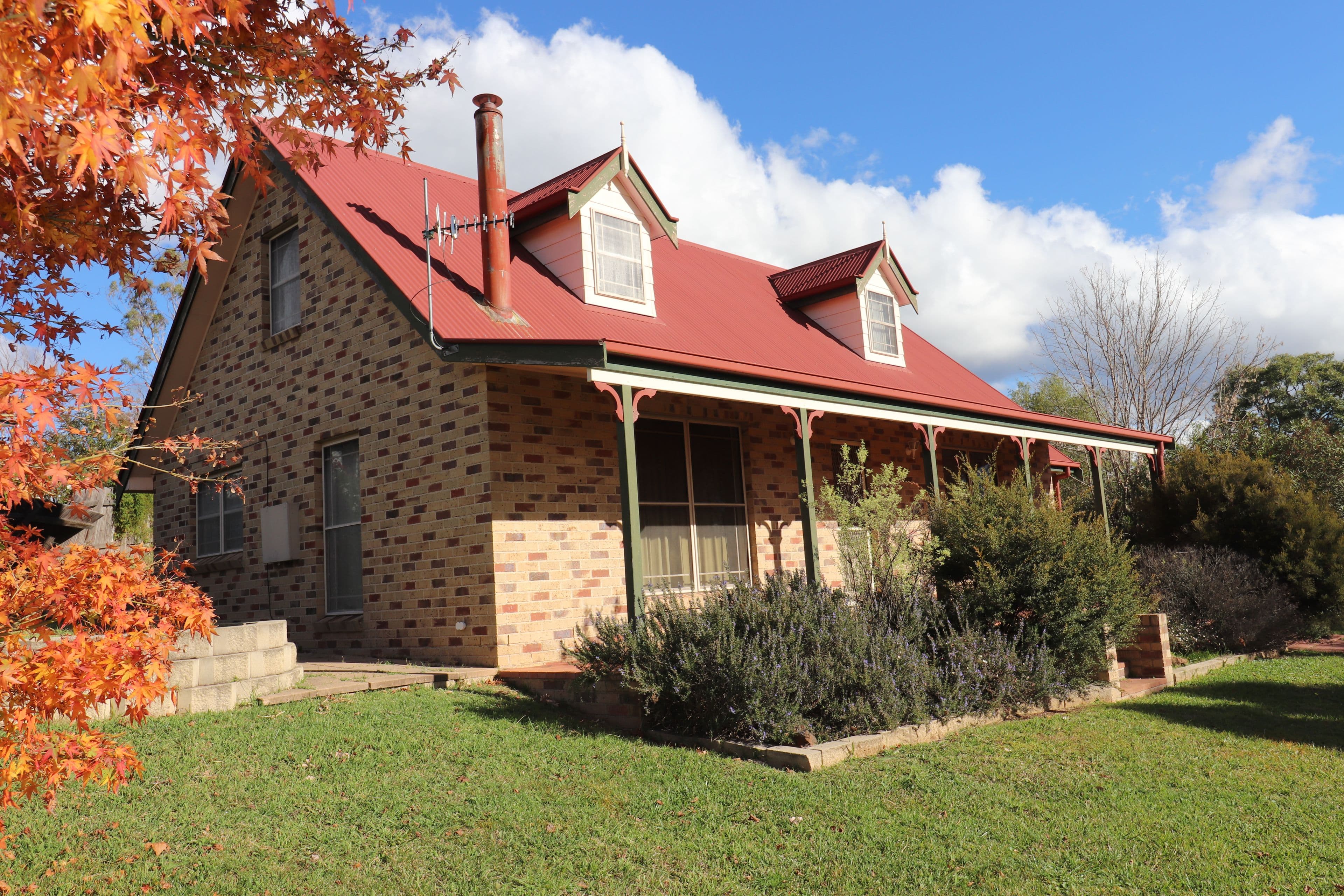 5 O'Halloran Avenue, Glen Innes NSW 2370, Glen Innes - Image 1