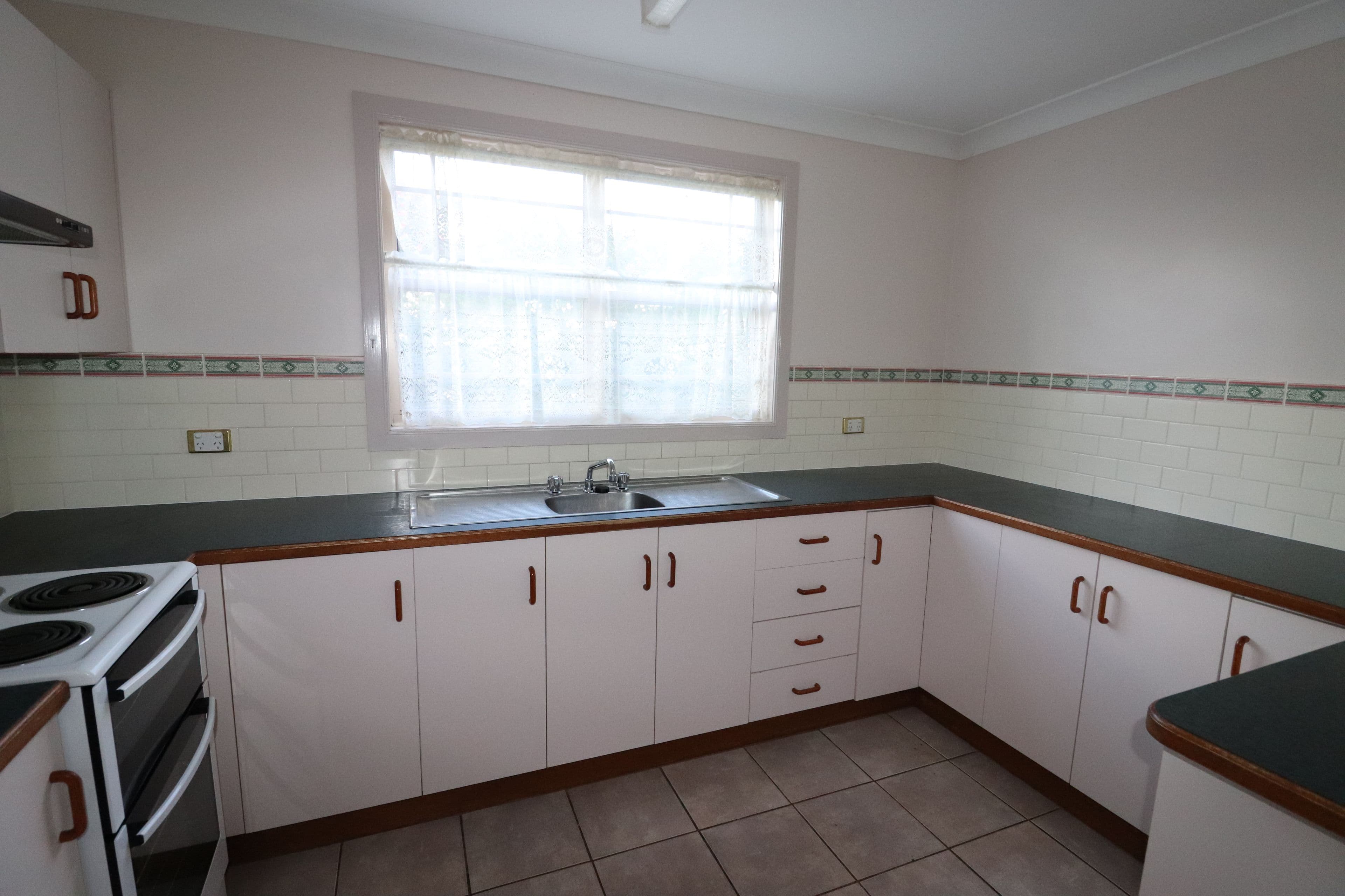 5 O'Halloran Avenue, Glen Innes NSW 2370, Glen Innes - Thumbnail 3