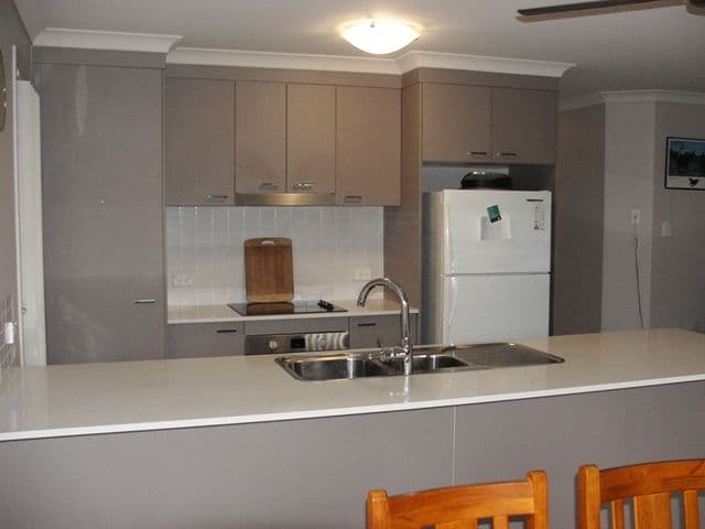 75 Bennett Street, Berserker QLD 4701, Berserker - Thumbnail 3