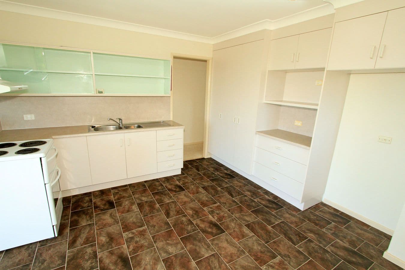 4 Old Scenic Highway, TARANGANBA QLD 4703, Taranganba - Thumbnail 3