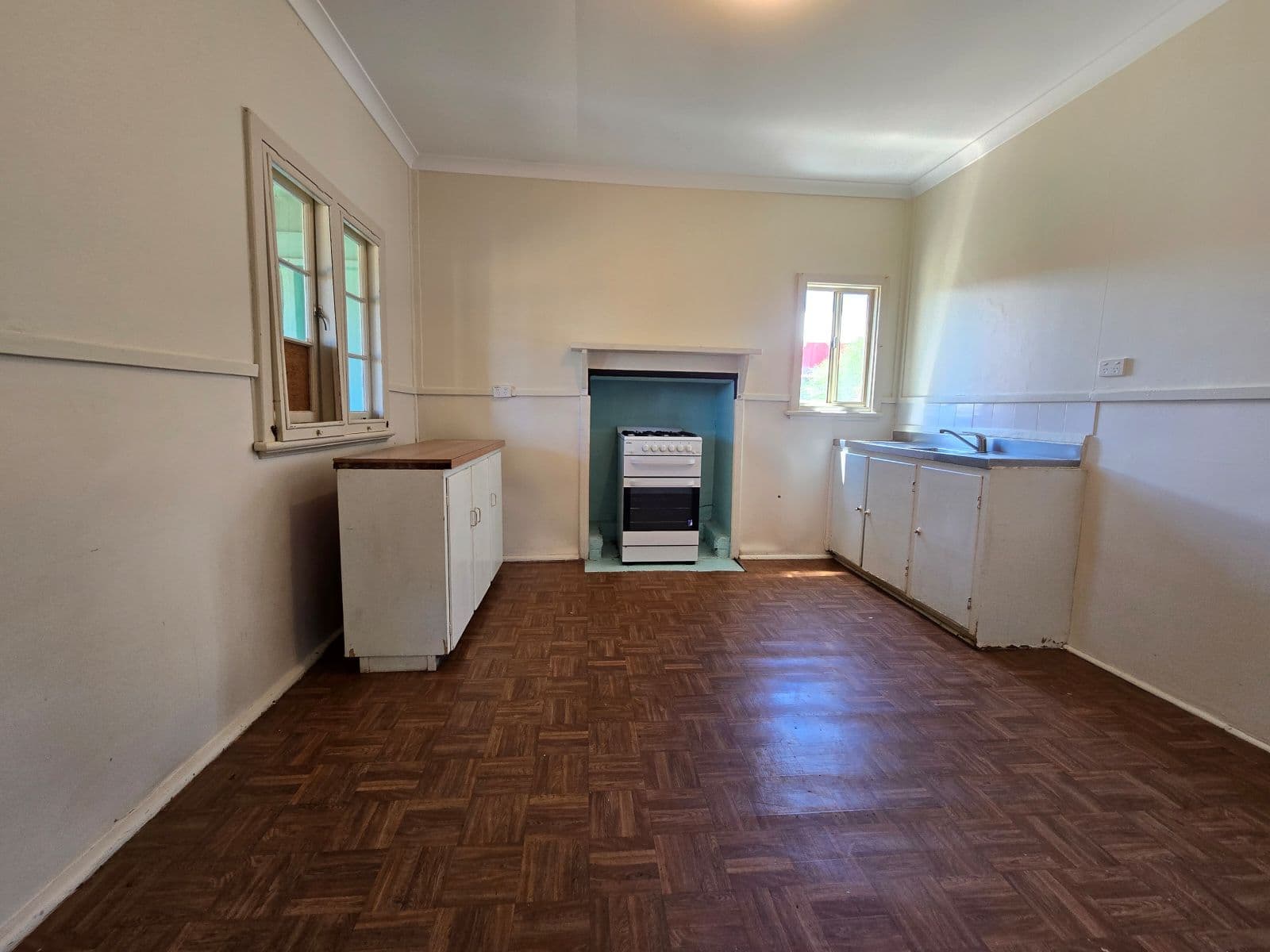 4 Crossland Street, Carnarvon WA 6701, South Carnarvon - Thumbnail 4