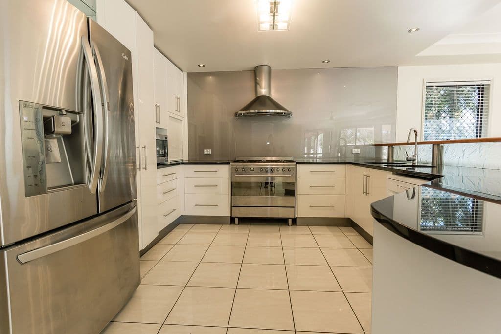 3 Elm Street, Emerald QLD 4720, Emerald - Thumbnail 5