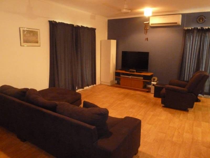 18 Sandalwood Crescent, KATHERINE NT 0850, Katherine East - Thumbnail 2