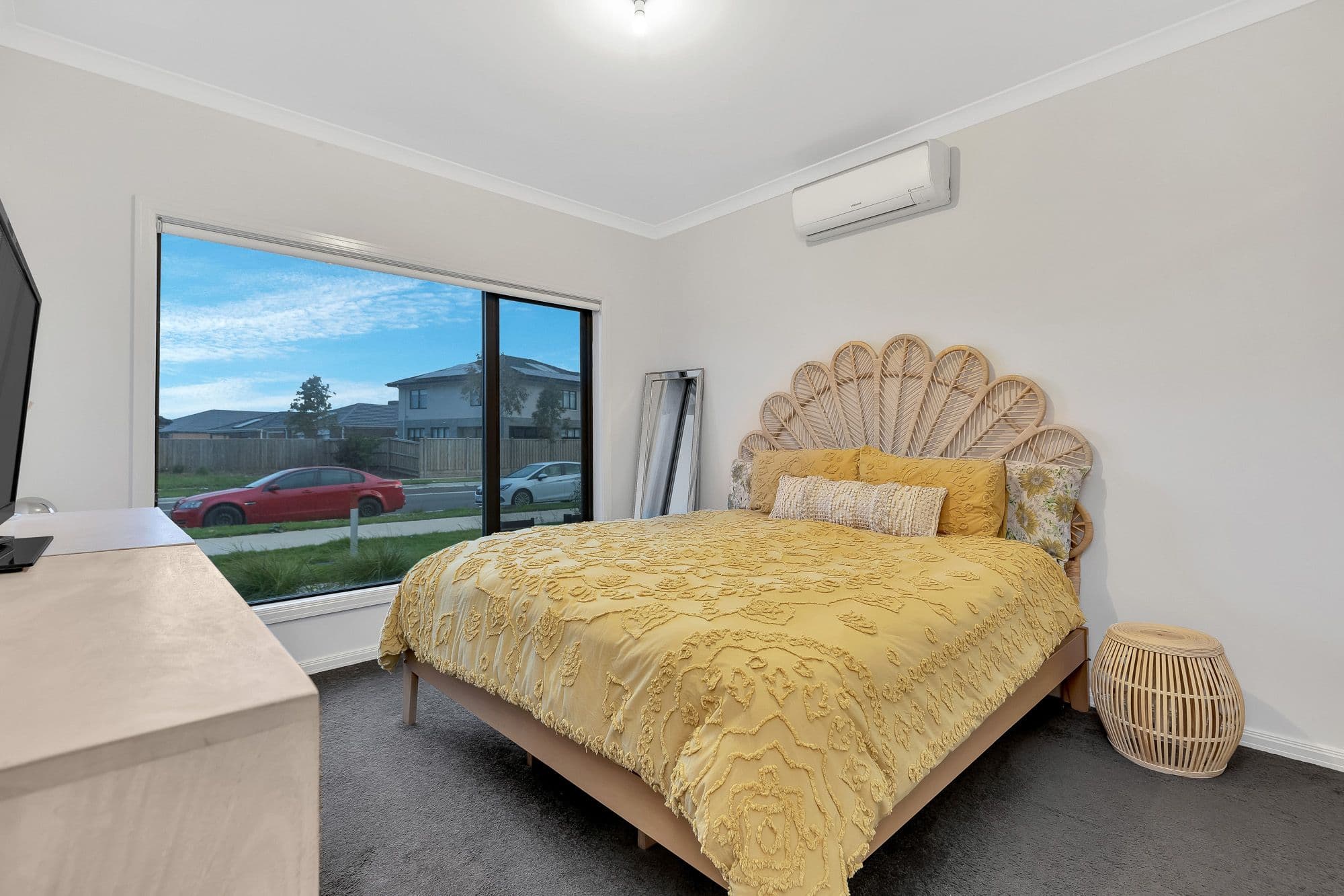 74 Treeve Parkway, Werribee VIC 3030, Werribee - Thumbnail 3