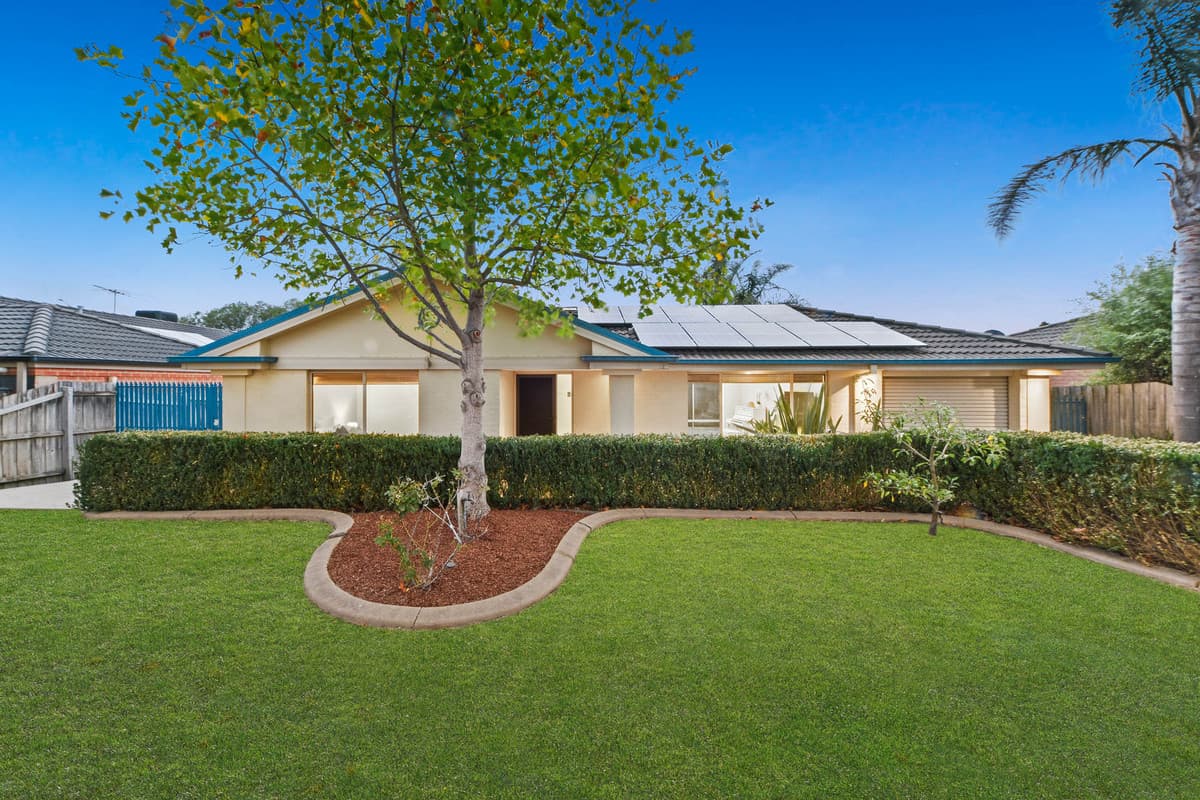 28 Hartsmere Drive, Berwick VIC 3806, Berwick - Image 1