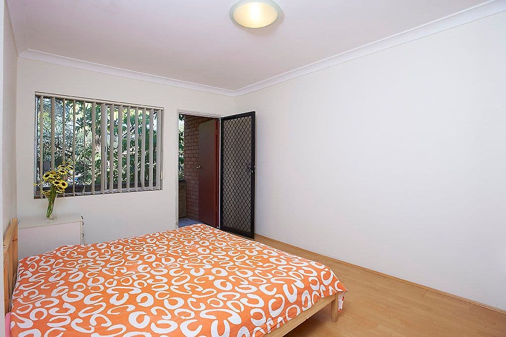 12 Wigram Street, HARRIS PARK NSW 2150, Harris Park - Thumbnail 4