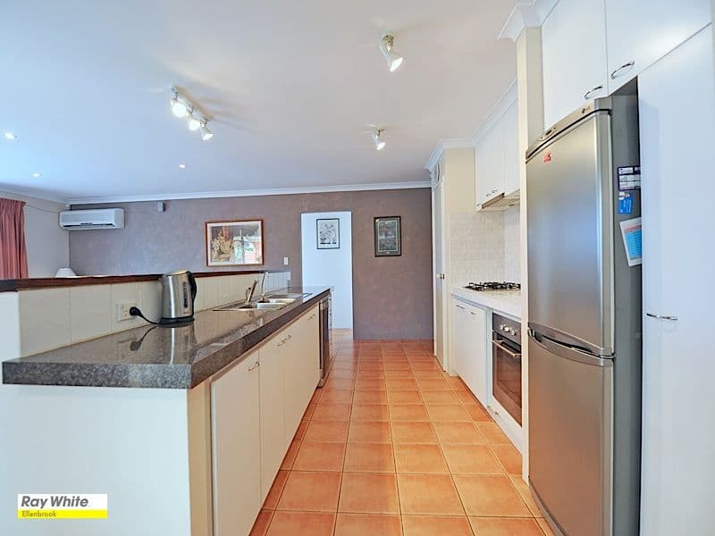 21 Kalyeeda Terrace, ELLENBROOK WA 6069, Ellenbrook - Thumbnail 3