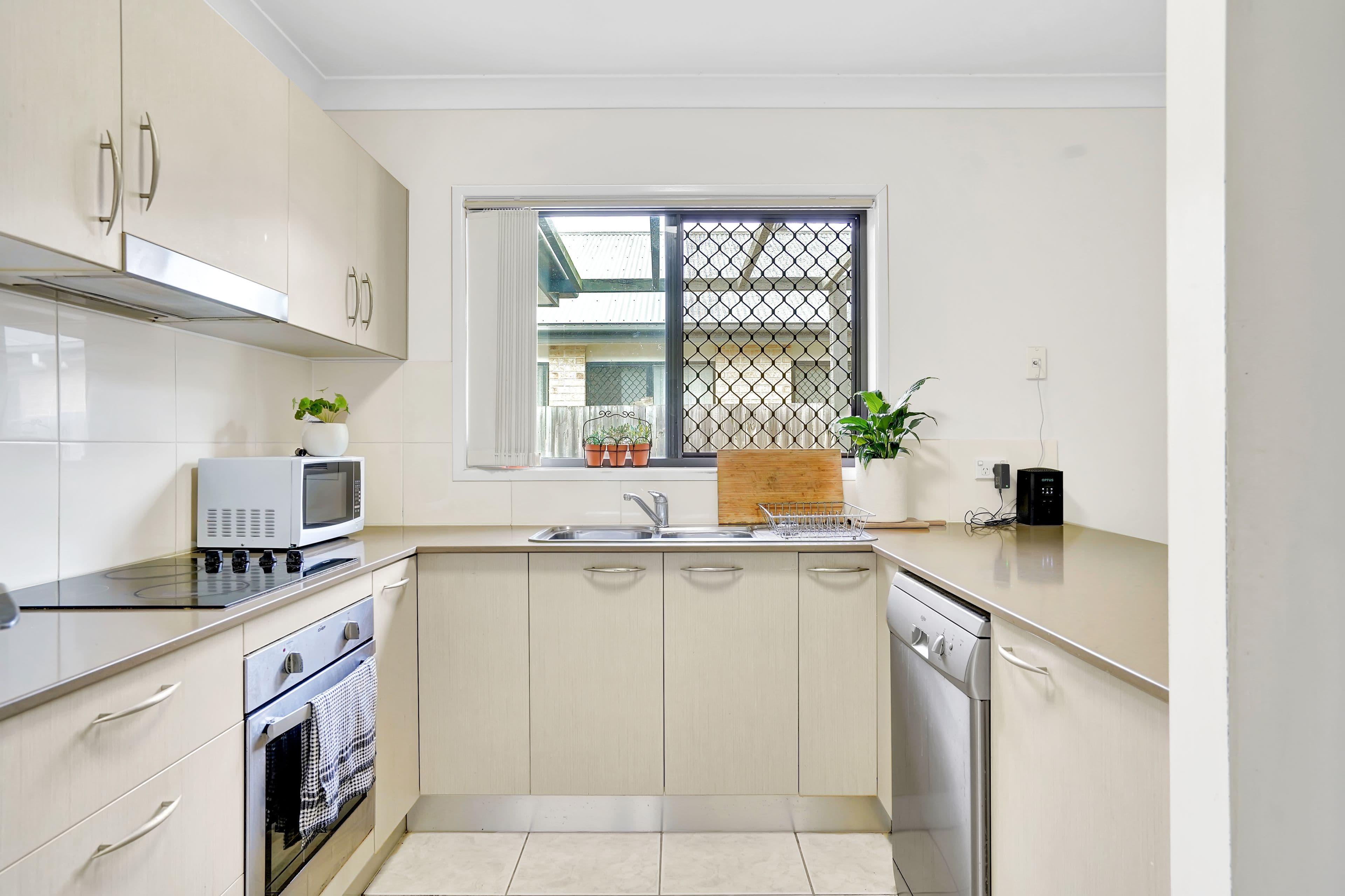 31 Highbridge Circuit, Carseldine QLD 4034, Carseldine - Thumbnail 4