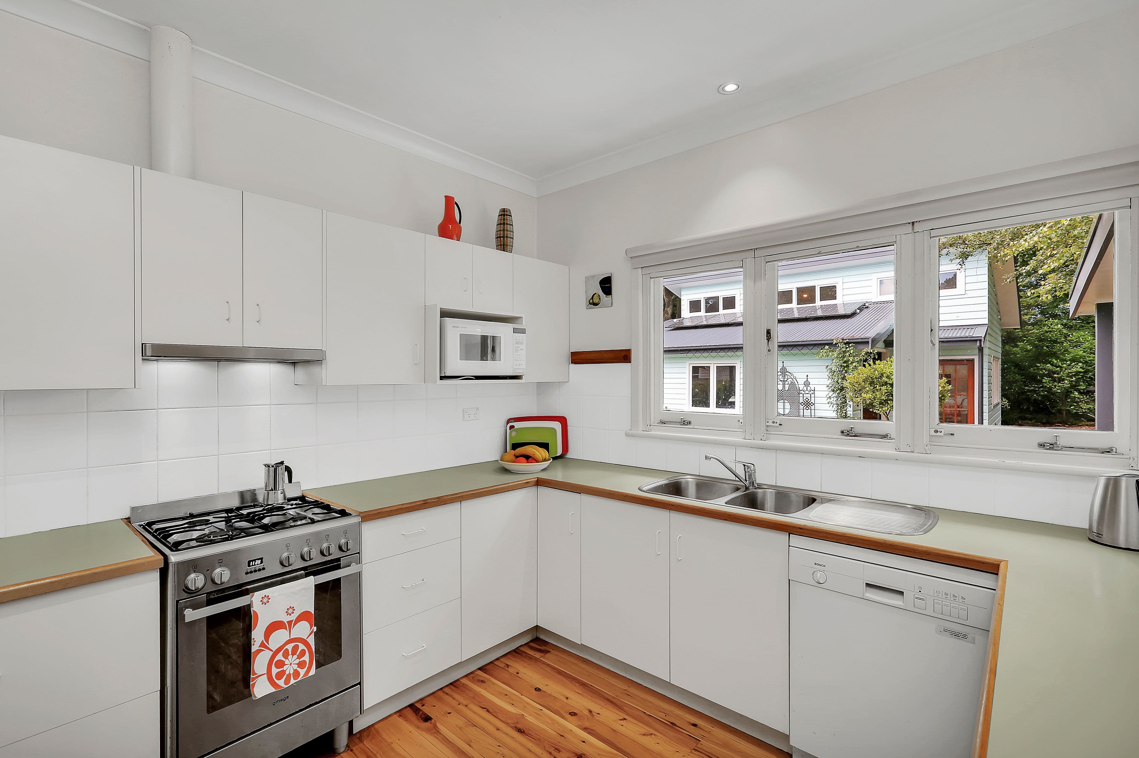 15 Brentwood Avenue, Blackheath NSW 2785, Blackheath - Thumbnail 3