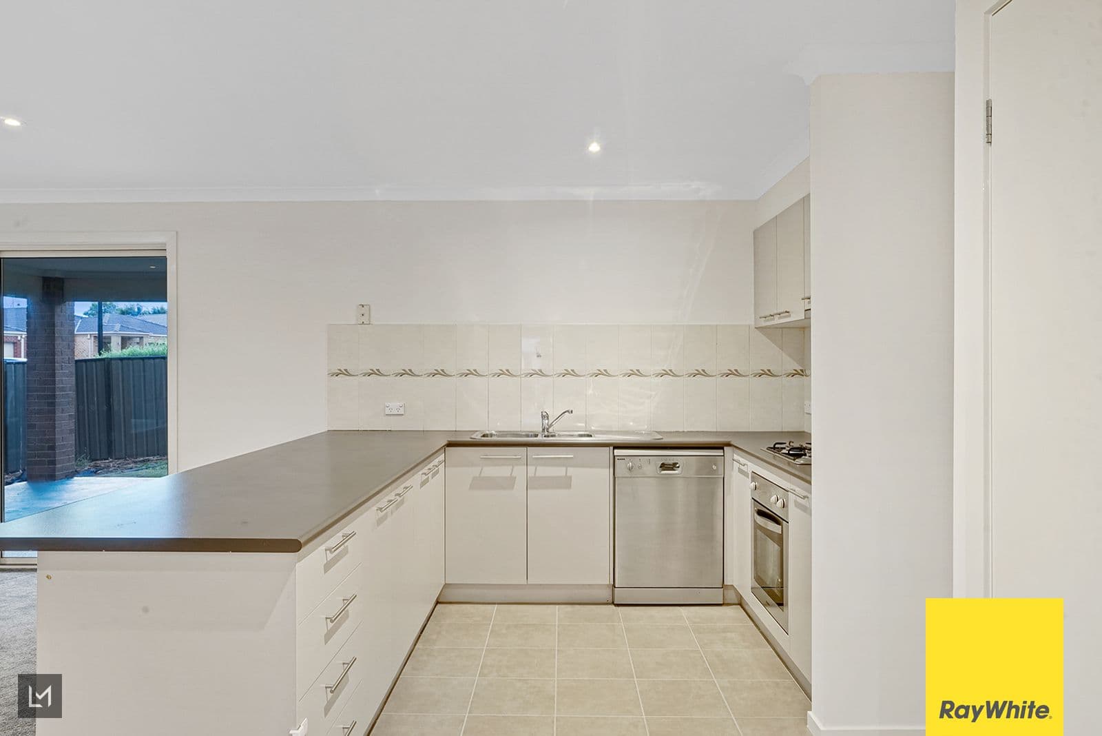 29 Danfield Drive, Tarneit VIC 3029, Tarneit - Thumbnail 8