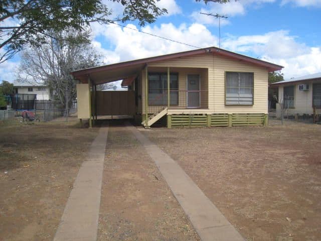 7 Evans Street, Blackwater QLD 4717, Blackwater - Image 1
