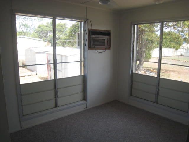 7 Evans Street, Blackwater QLD 4717, Blackwater - Thumbnail 4