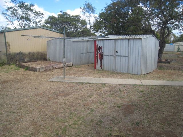 7 Evans Street, Blackwater QLD 4717, Blackwater - Thumbnail 7