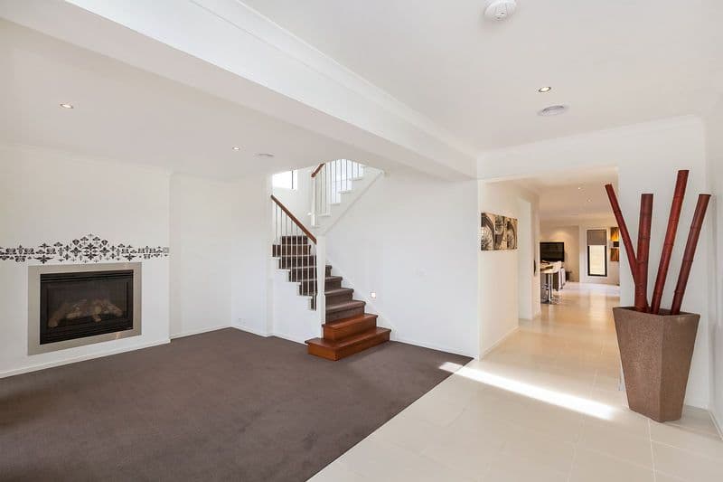 27 Lillian Street, DOREEN VIC 3754, Doreen - Thumbnail 2