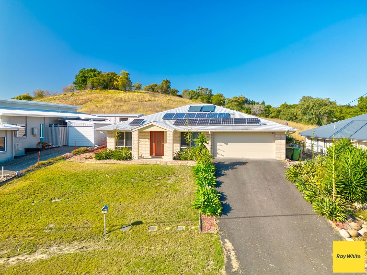22 Brigalow Street, Lowood QLD 4311, Lowood - Thumbnail 2