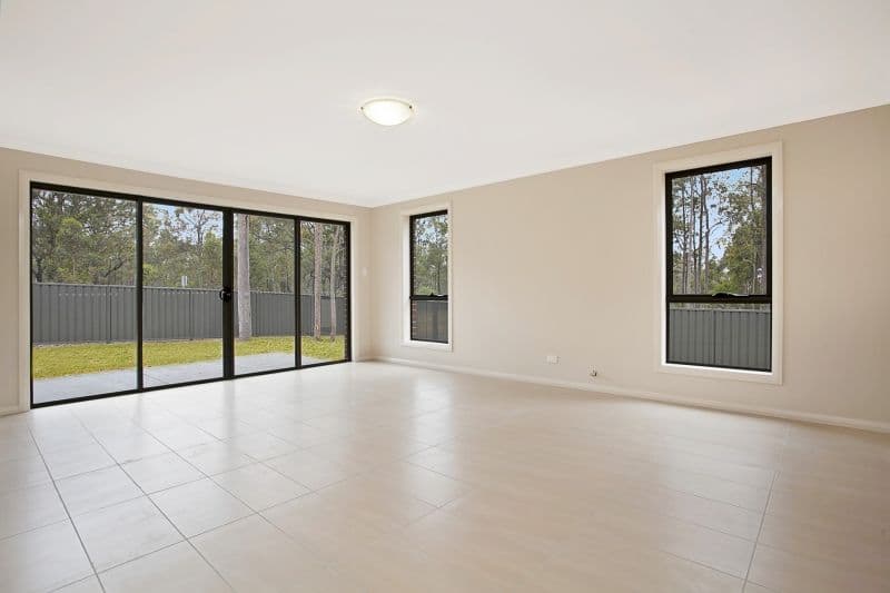 1 Worcester Drive, EAST MAITLAND NSW 2323, East Maitland - Thumbnail 3