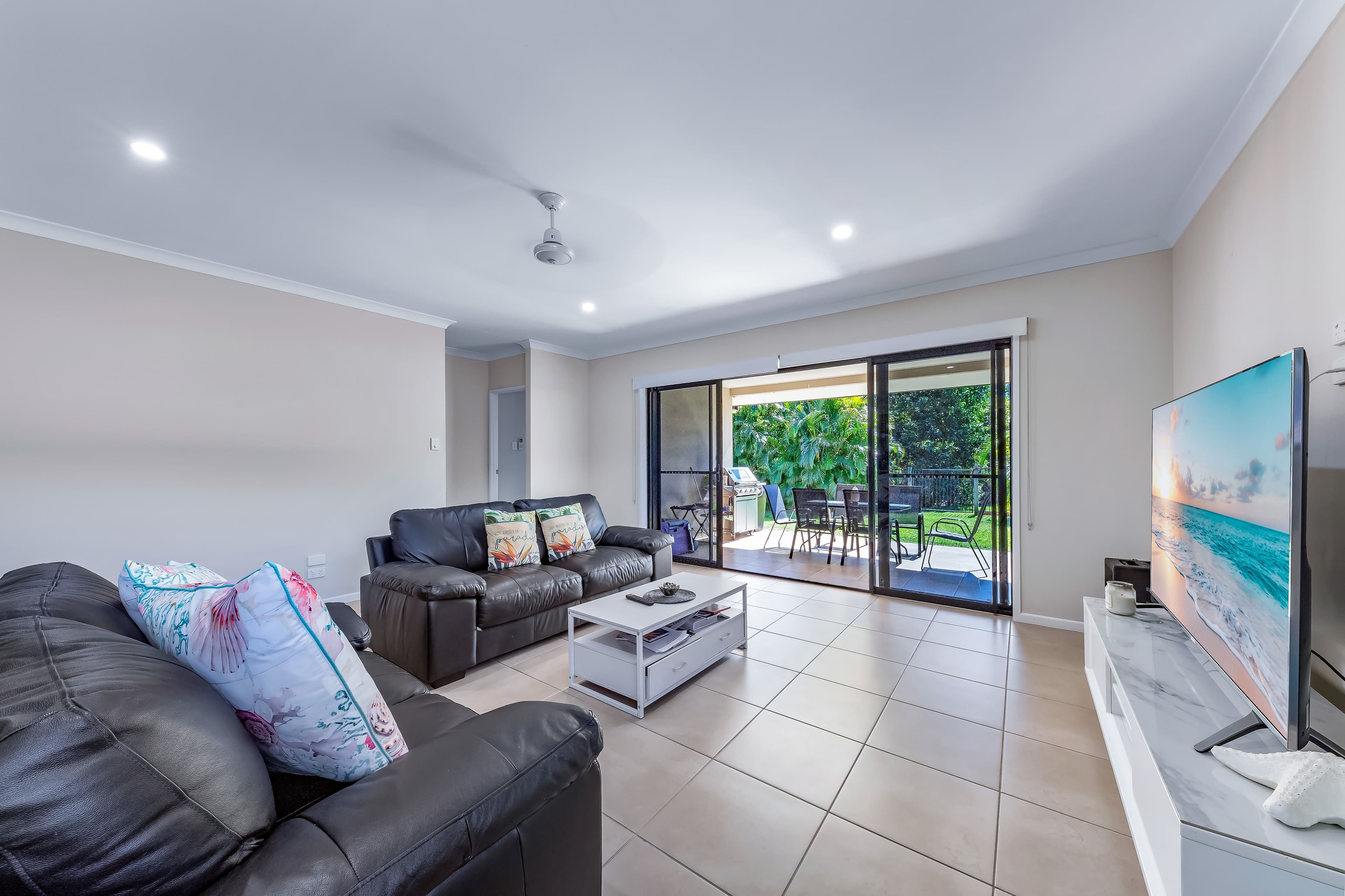 11 Twin Creek Court, Cannonvale QLD 4802, Cannonvale - Thumbnail 5