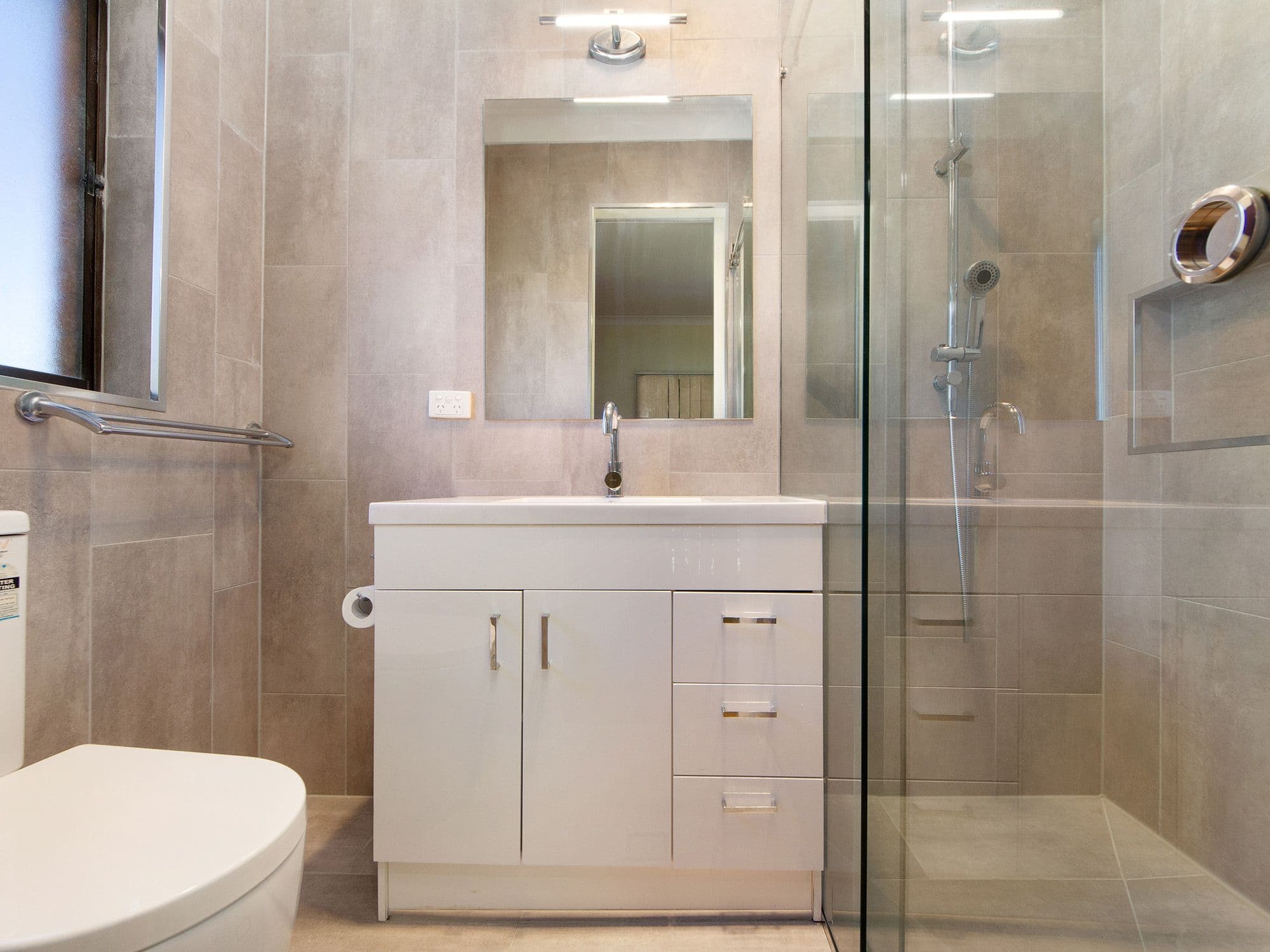 13 Stretton Drive, Helensvale QLD 4212, Helensvale - Thumbnail 5