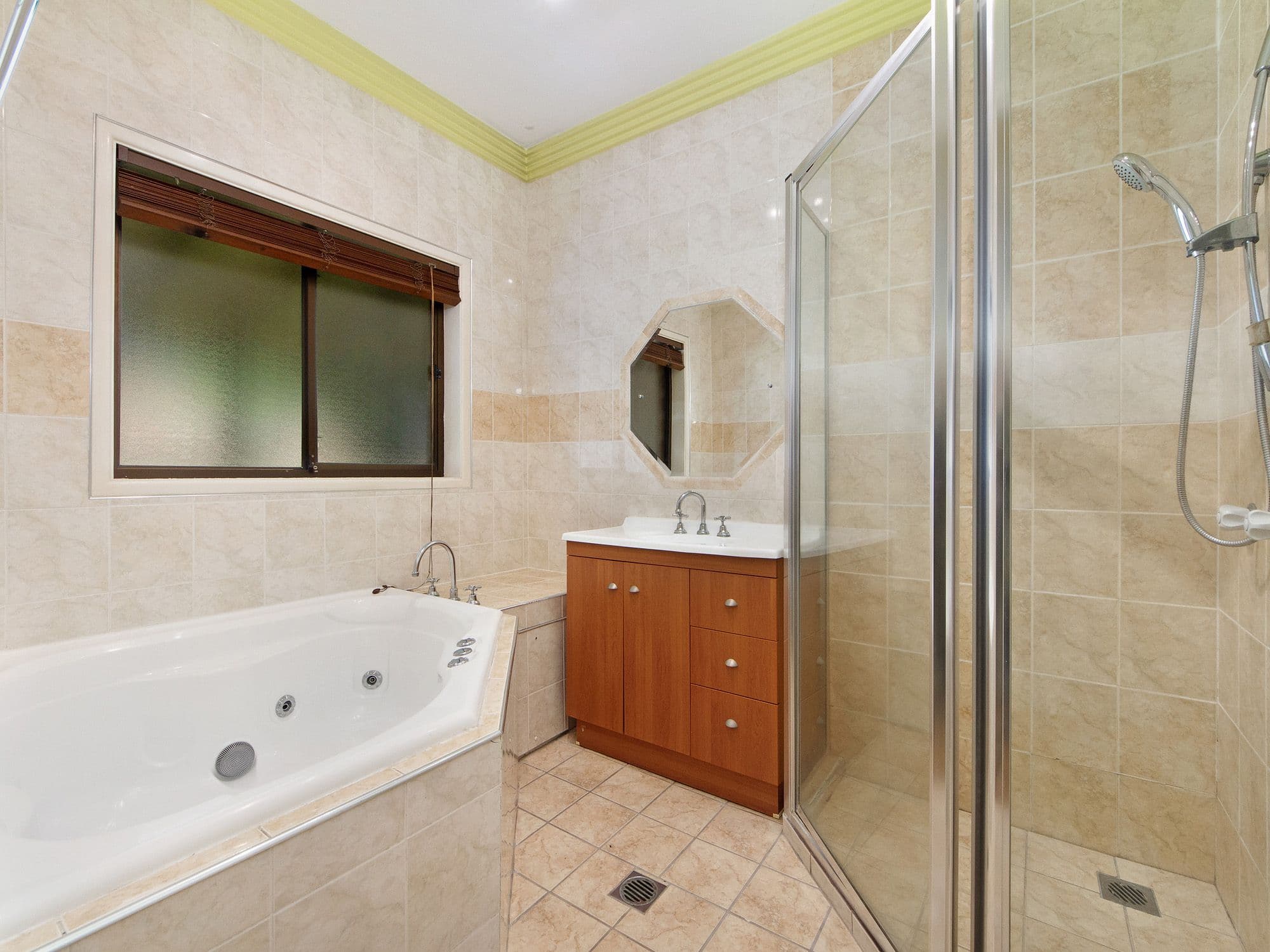 13 Stretton Drive, Helensvale QLD 4212, Helensvale - Thumbnail 8