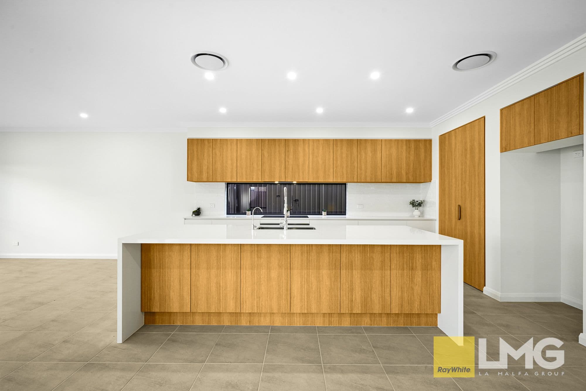 36 Links Avenue, Cabramatta NSW 2166, Cabramatta - Thumbnail 4