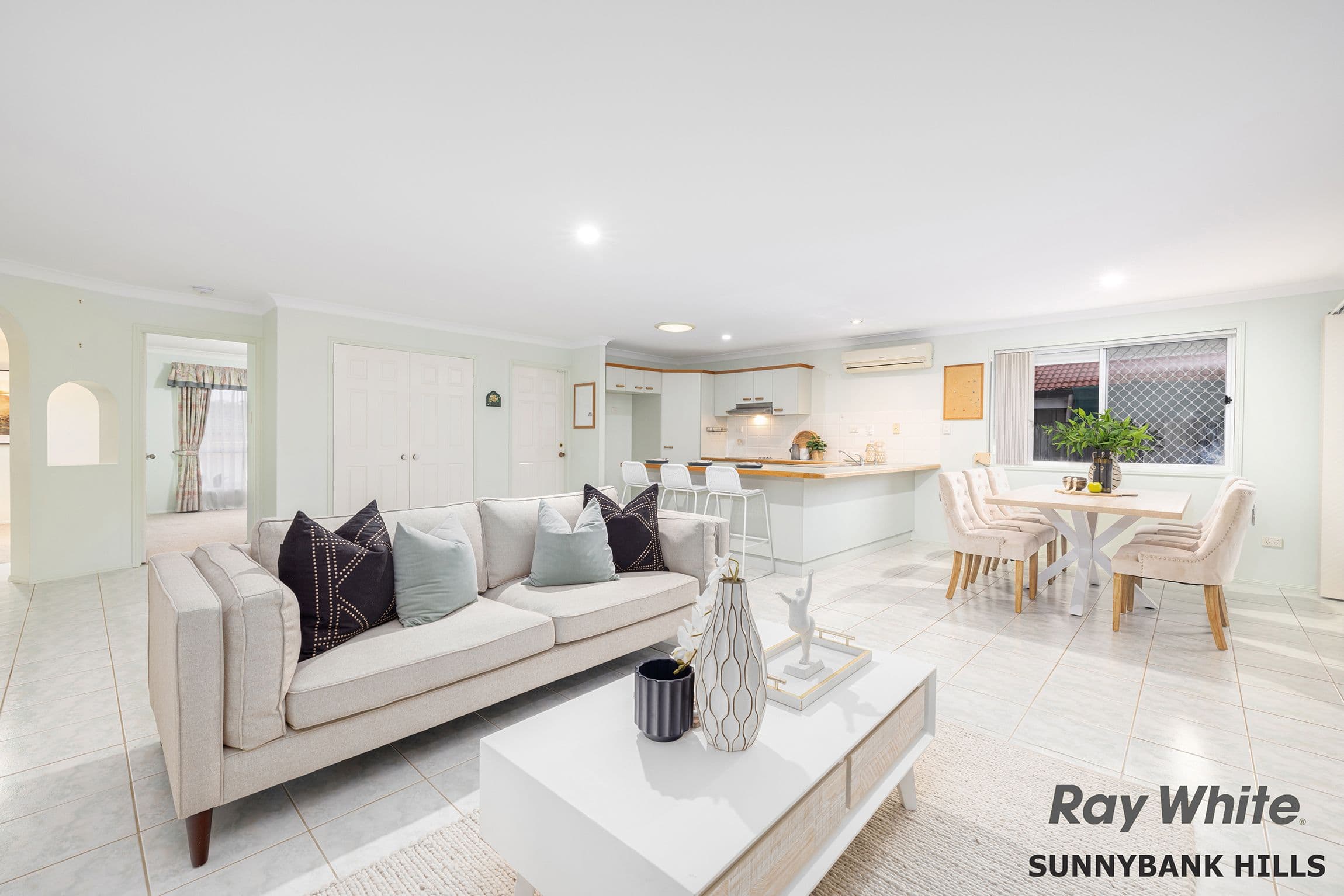 37 Bougainvillea Street, Calamvale QLD 4116, Calamvale - Thumbnail 3