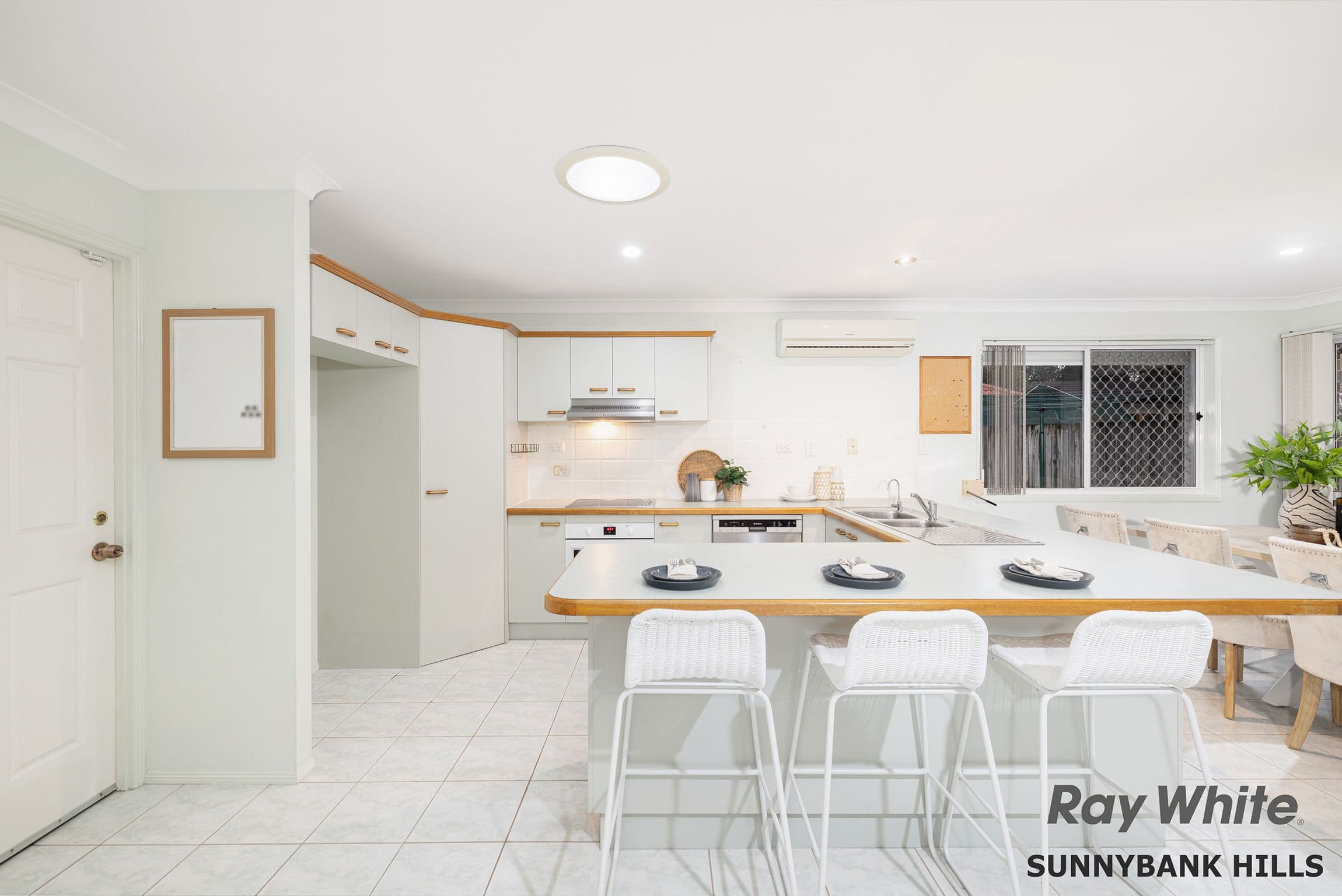 37 Bougainvillea Street, Calamvale QLD 4116, Calamvale - Thumbnail 6