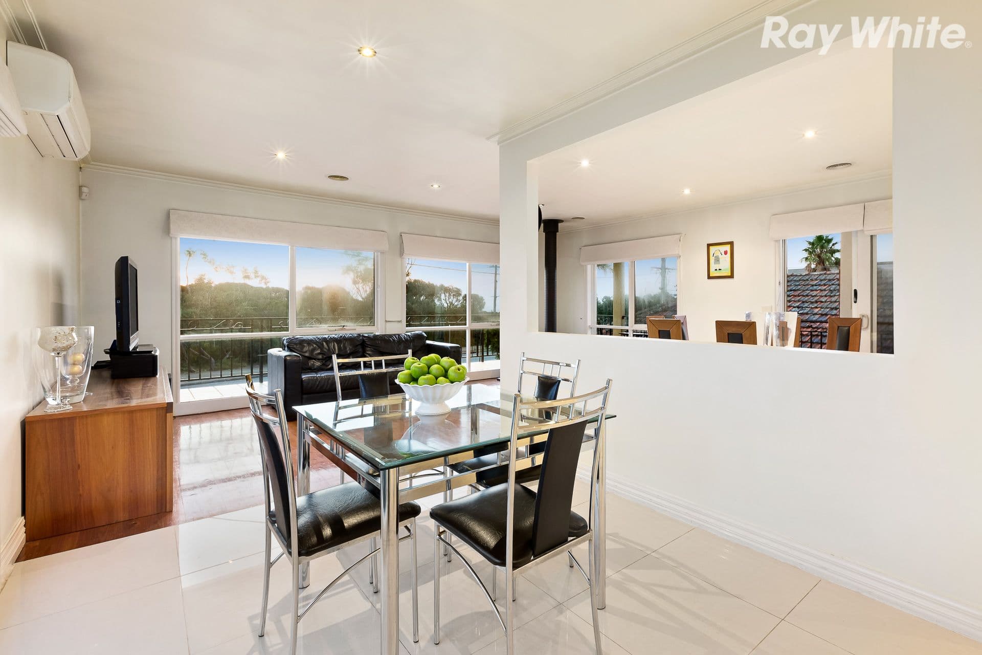 215 Beach Road, Black Rock VIC 3193, Black Rock - Thumbnail 7