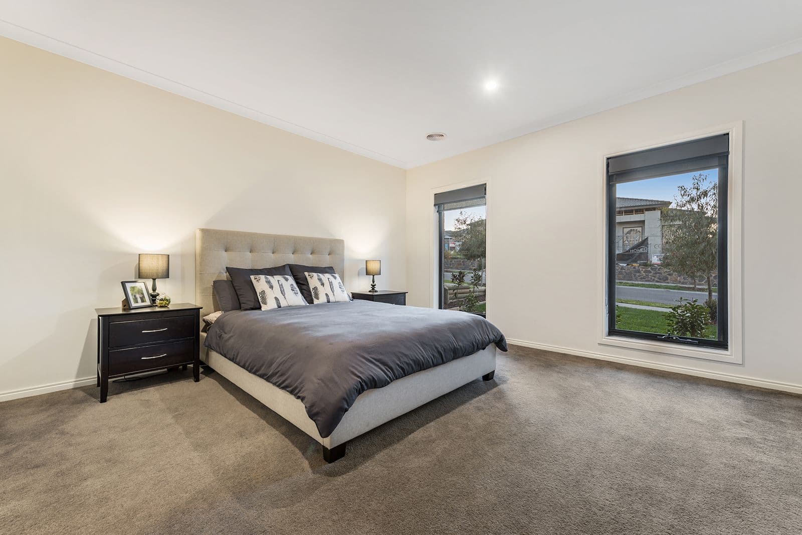6 Dickens Street, Craigieburn VIC 3064, Craigieburn - Thumbnail 3