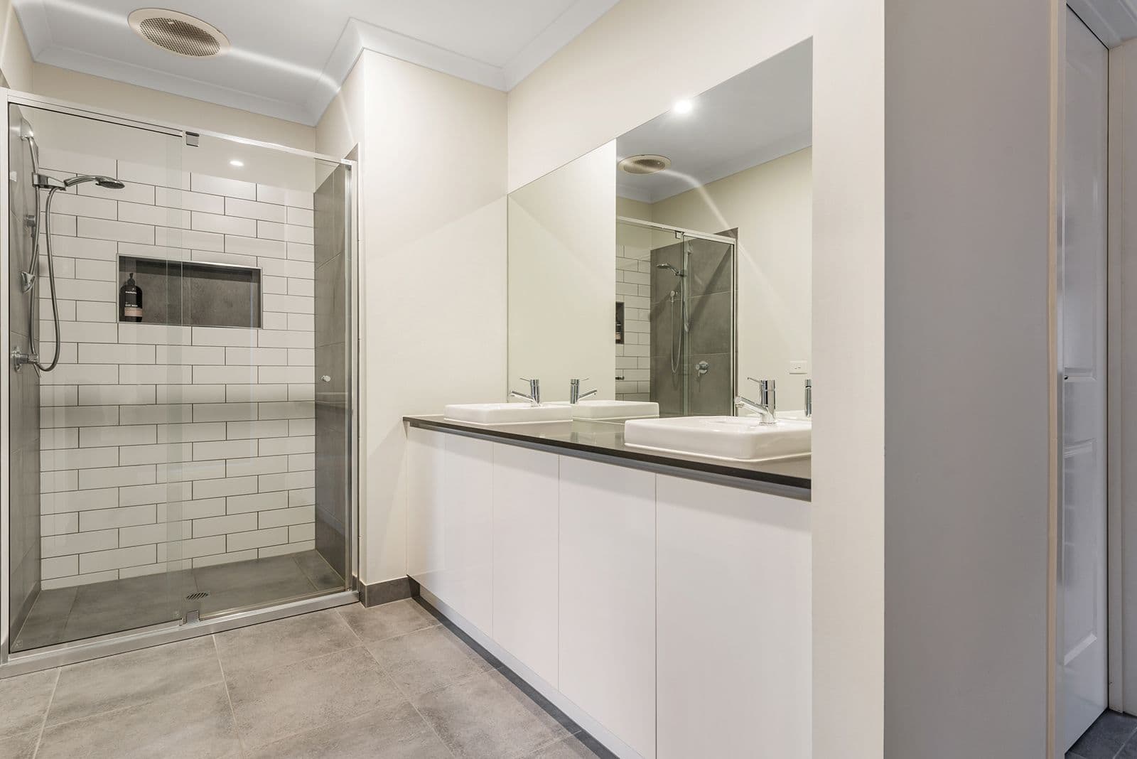 6 Dickens Street, Craigieburn VIC 3064, Craigieburn - Thumbnail 5