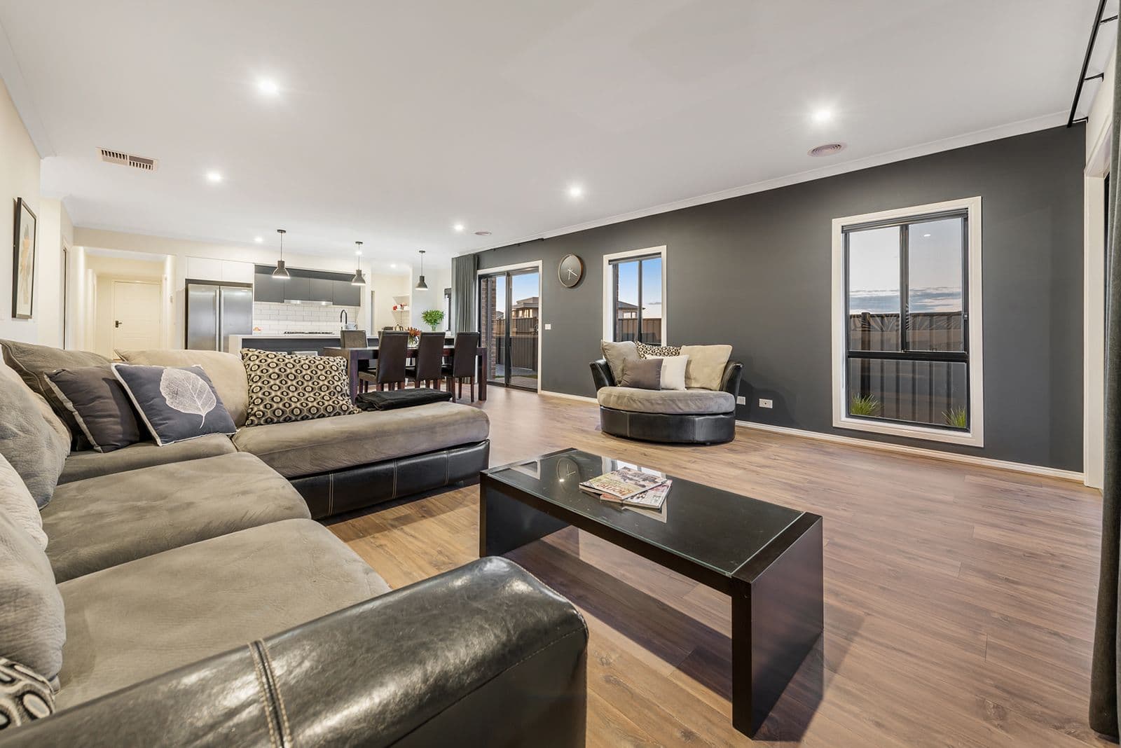 6 Dickens Street, Craigieburn VIC 3064, Craigieburn - Thumbnail 7