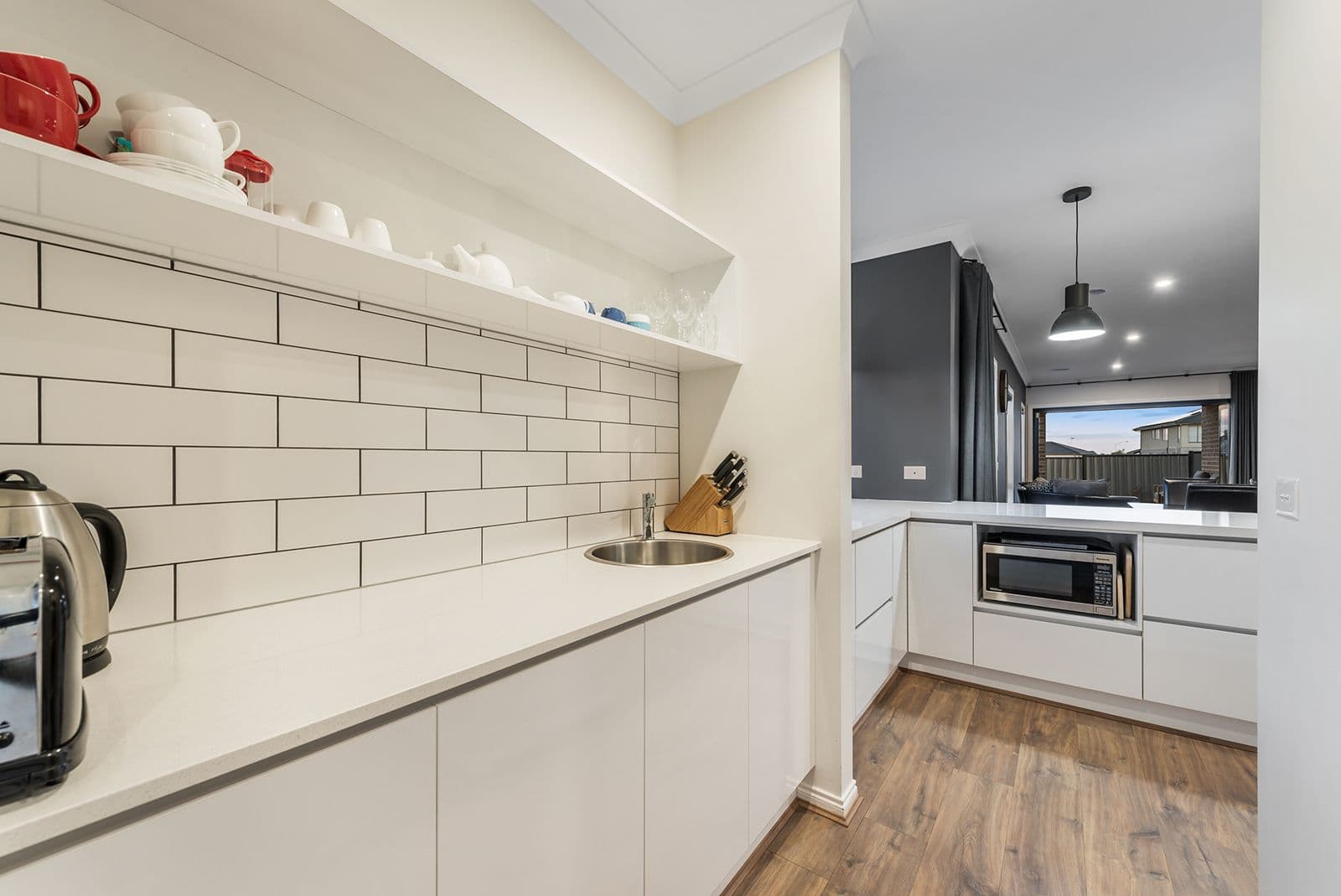 6 Dickens Street, Craigieburn VIC 3064, Craigieburn - Thumbnail 8