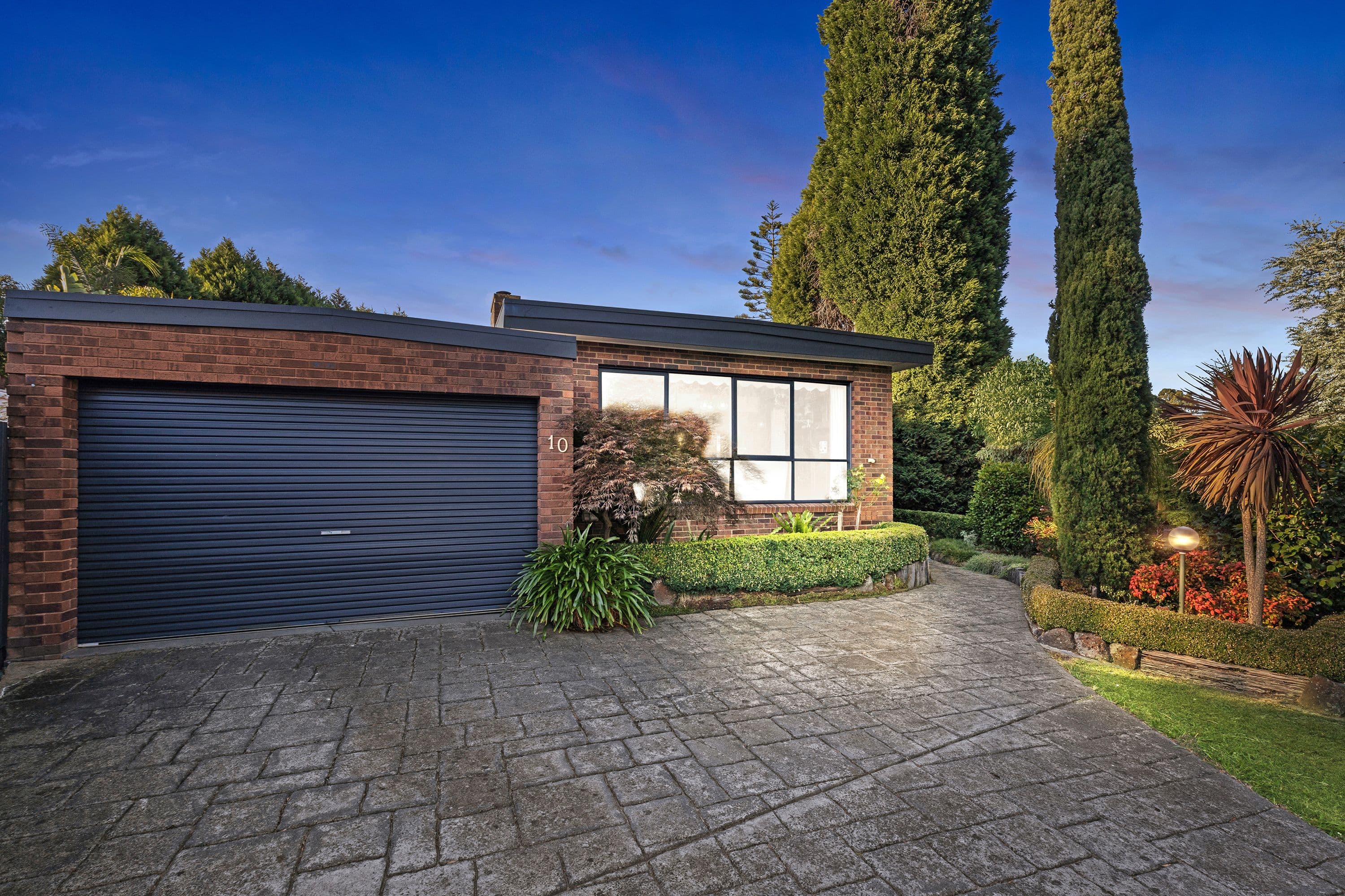 10 Coachmans Square, Wantirna VIC 3152, Wantirna - Image 1
