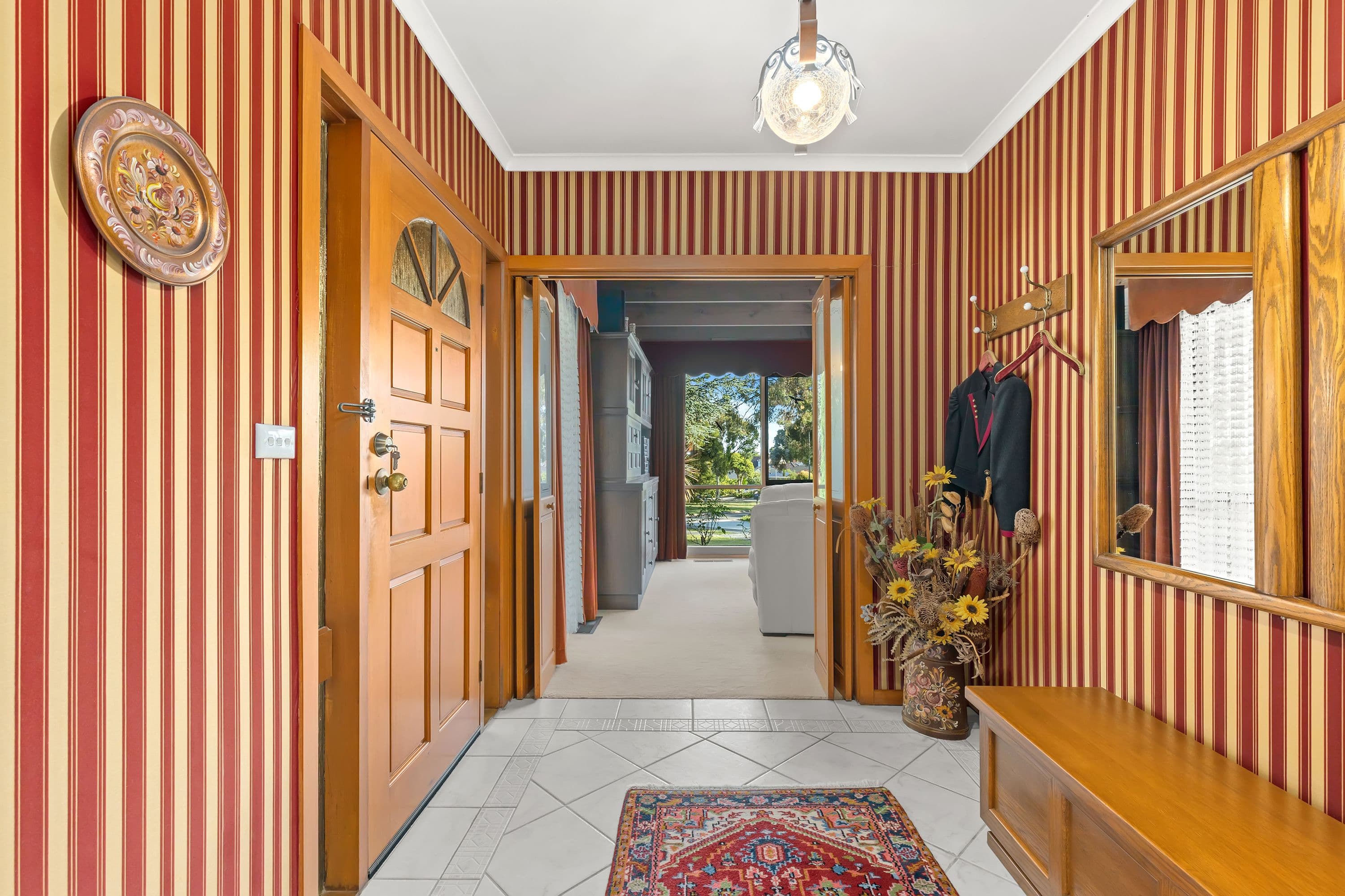 10 Coachmans Square, Wantirna VIC 3152, Wantirna - Thumbnail 2