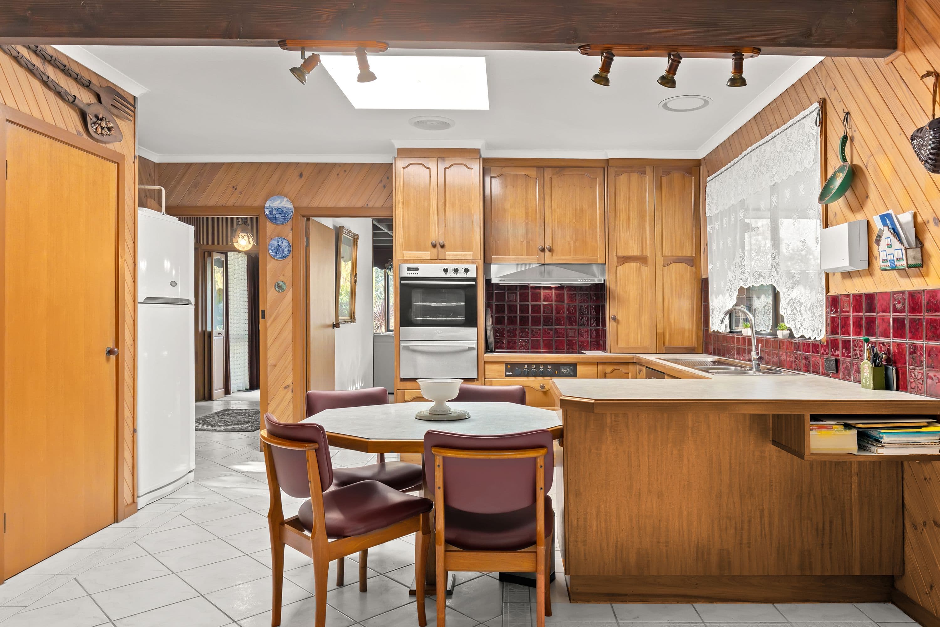 10 Coachmans Square, Wantirna VIC 3152, Wantirna - Thumbnail 4