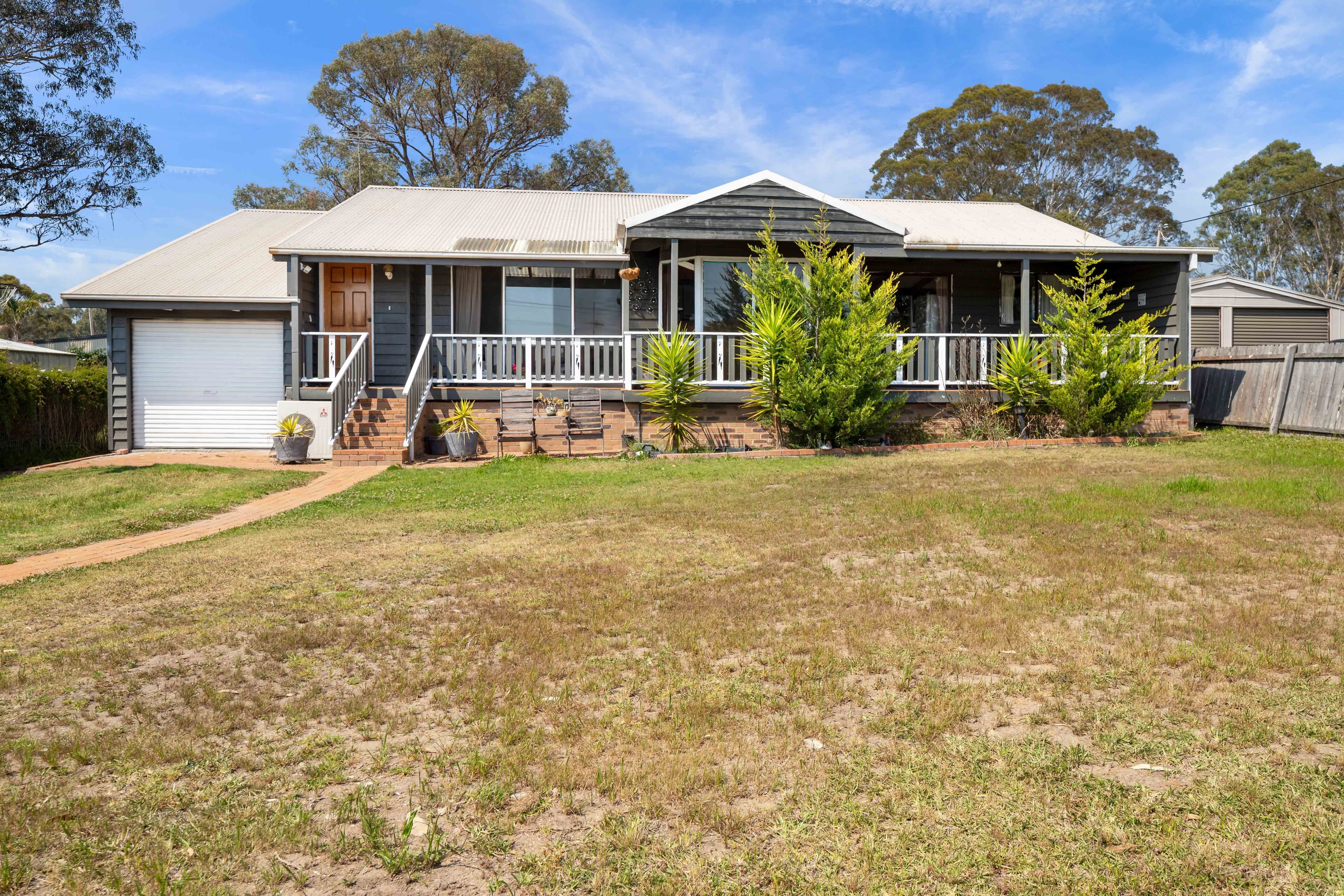 17 Bergalia Street, Moruya - Image 1