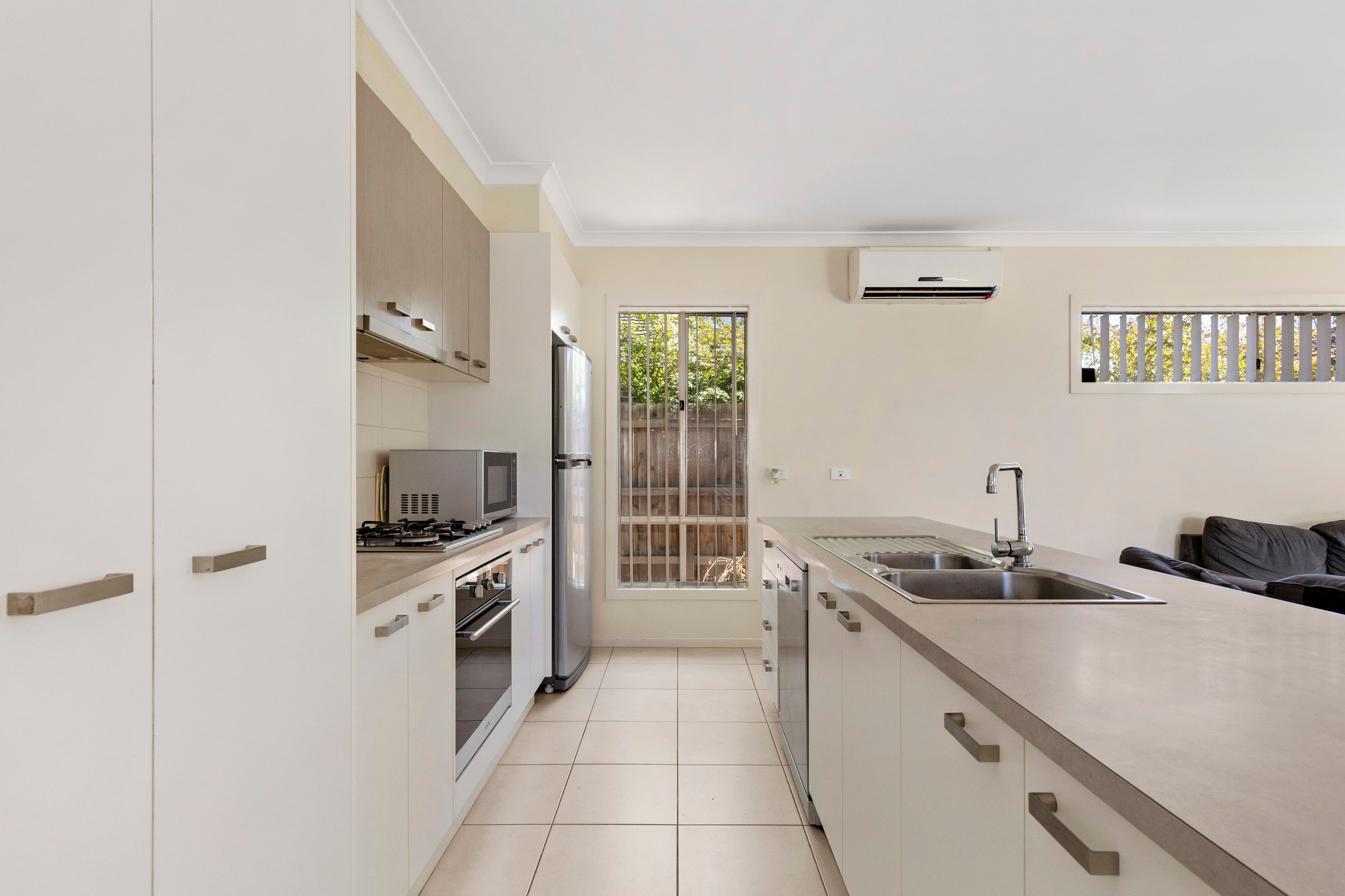 19 Embankment Road, Doreen VIC 3754, Doreen - Thumbnail 3