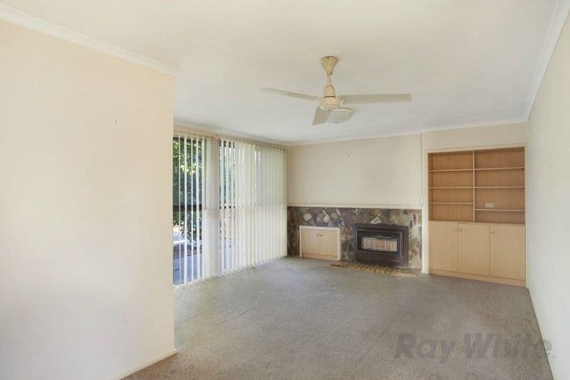 6 Crescent Street, NOBLE PARK VIC 3174, Noble Park - Thumbnail 3