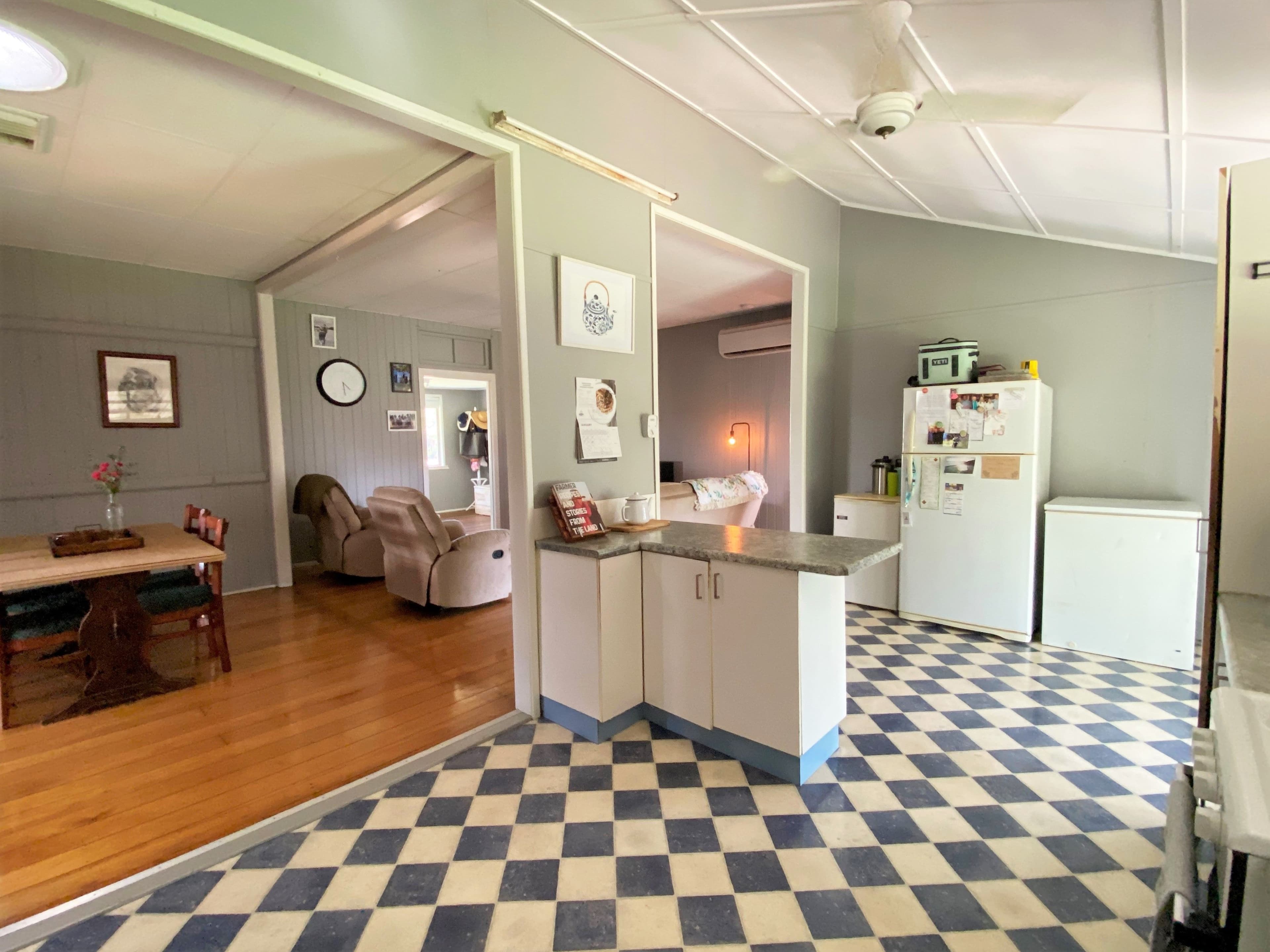 47 Eagle Street, Longreach QLD 4730, Longreach - Thumbnail 6