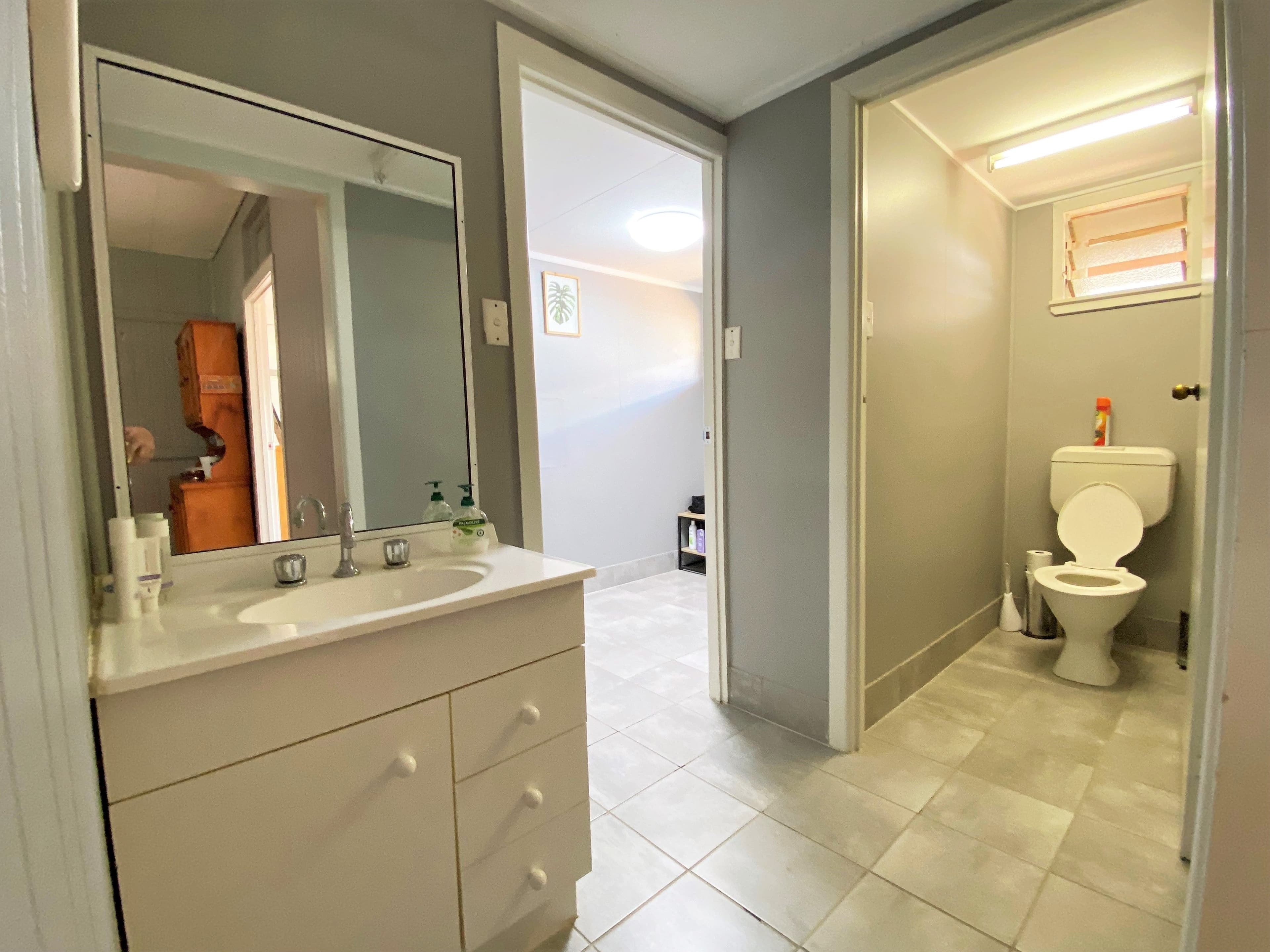 47 Eagle Street, Longreach QLD 4730, Longreach - Thumbnail 7