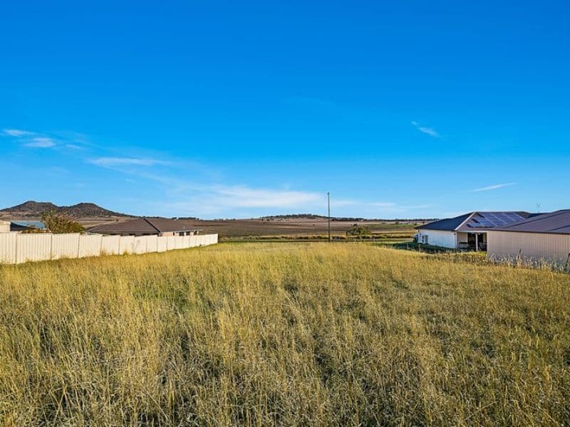 72 Gowrie Street, Kingsthorpe QLD 4400, Kingsthorpe - Thumbnail 2