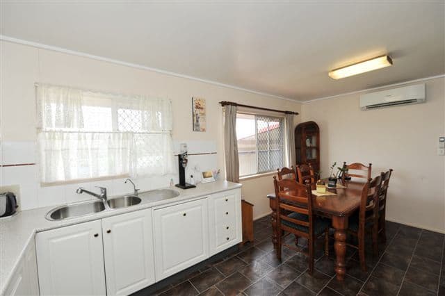 44 Ladner Street, DRAYTON QLD 4350, Drayton - Thumbnail 5