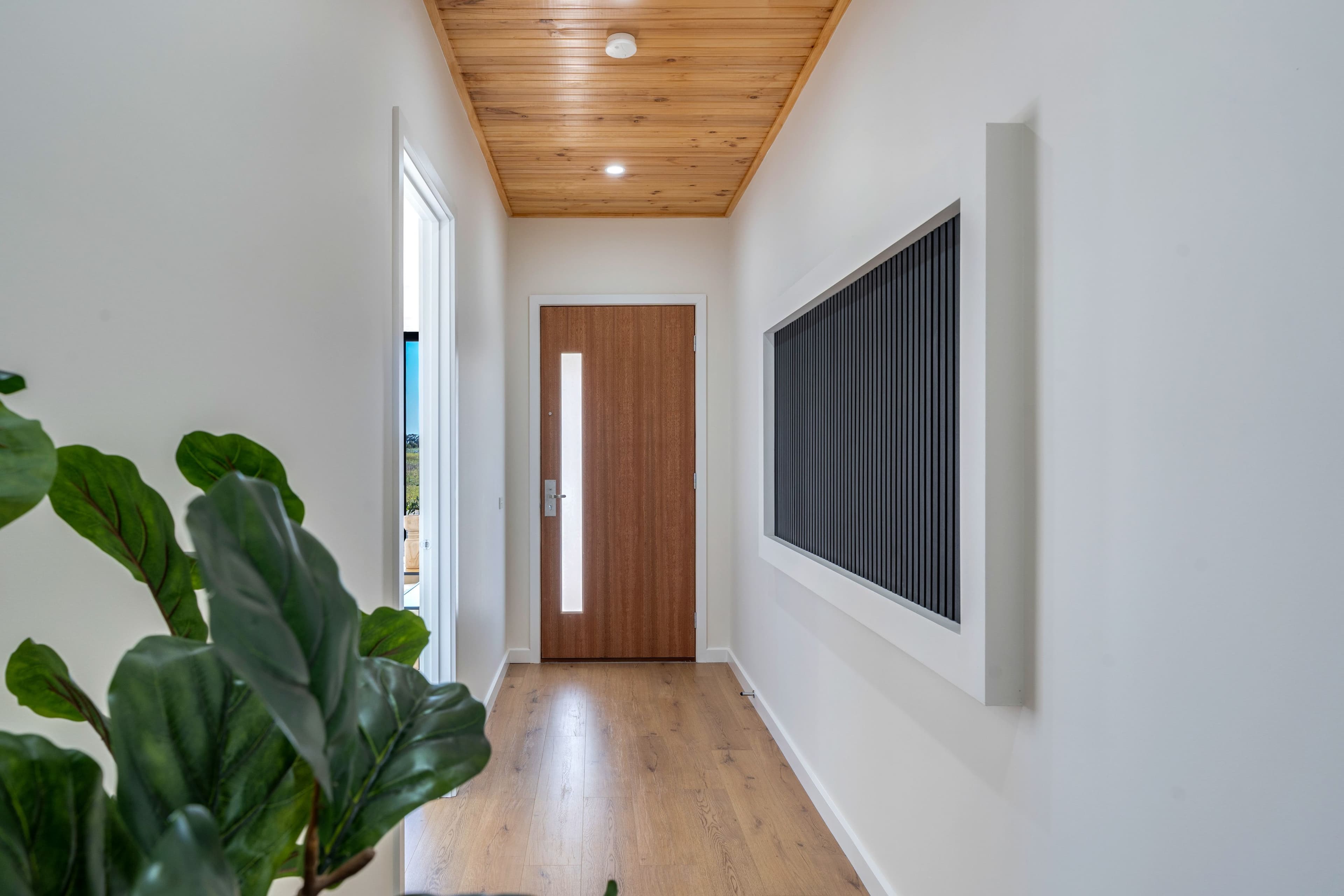 7 Eutaxia Street, Sunbury VIC 3429, Sunbury - Thumbnail 2