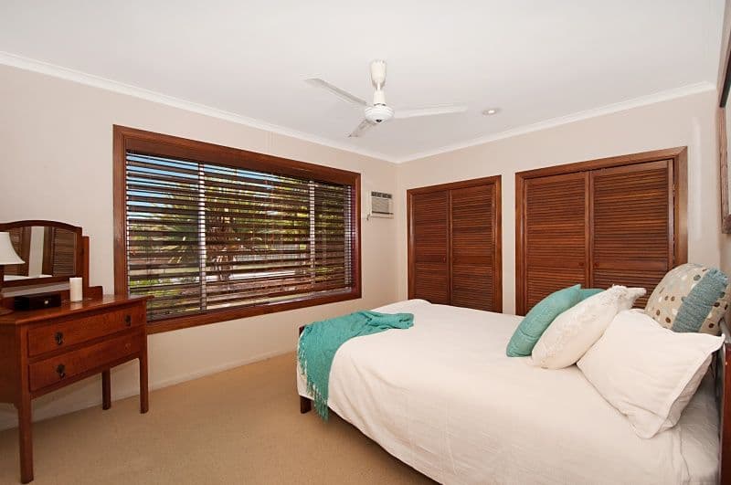 10 Lesley Avenue, MIAMI QLD 4220, Miami - Thumbnail 5